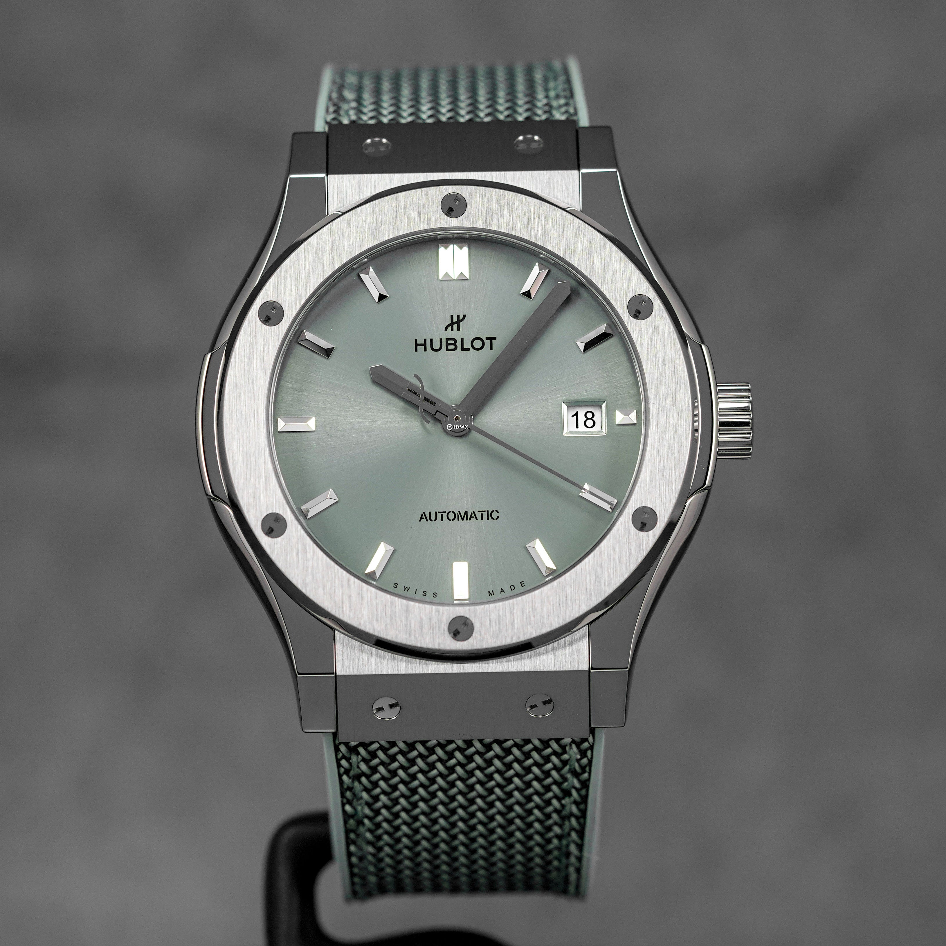 harga hublot classic fusion 42 titanium sage green terbaru