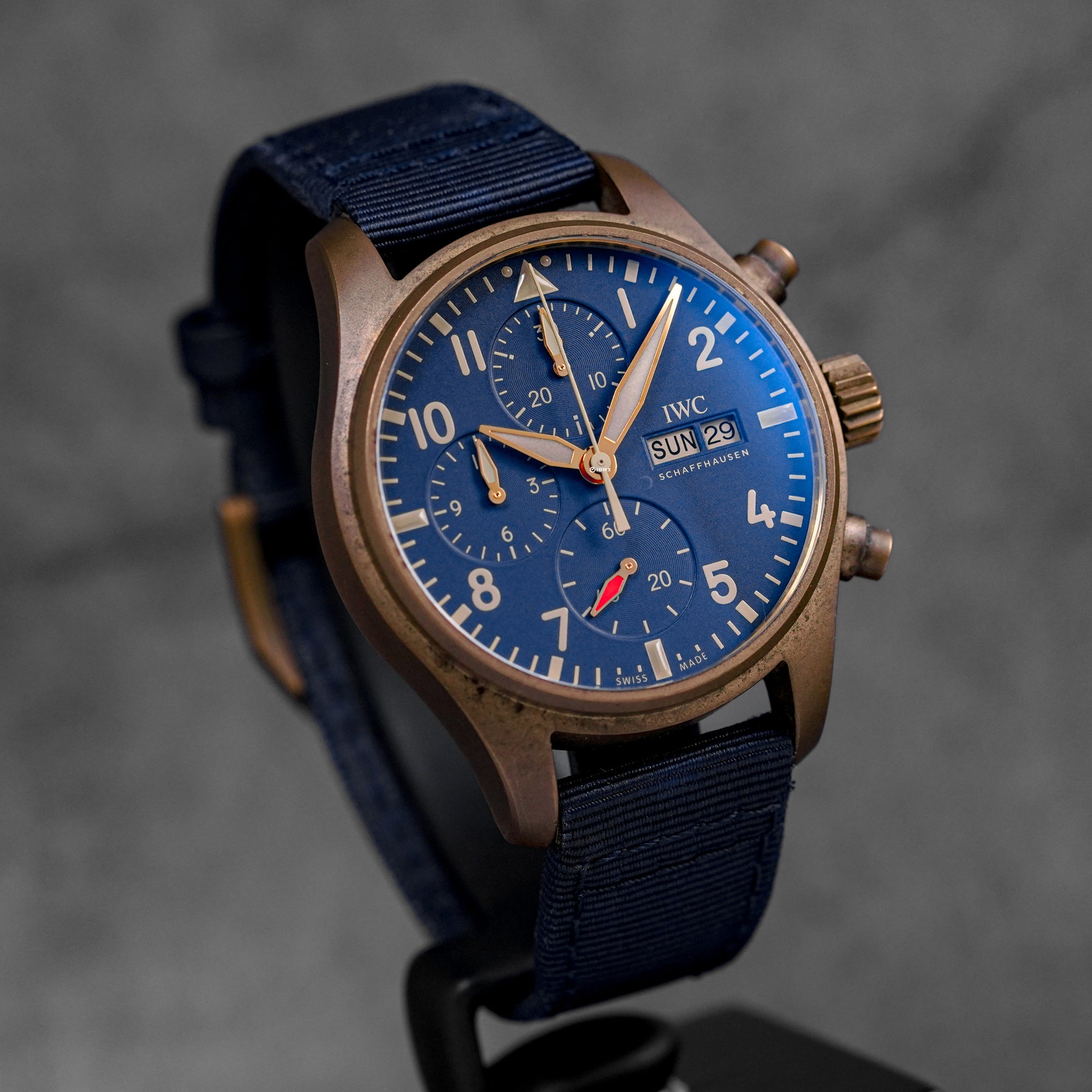 harga iwc pilot chrono 41 bronze blue