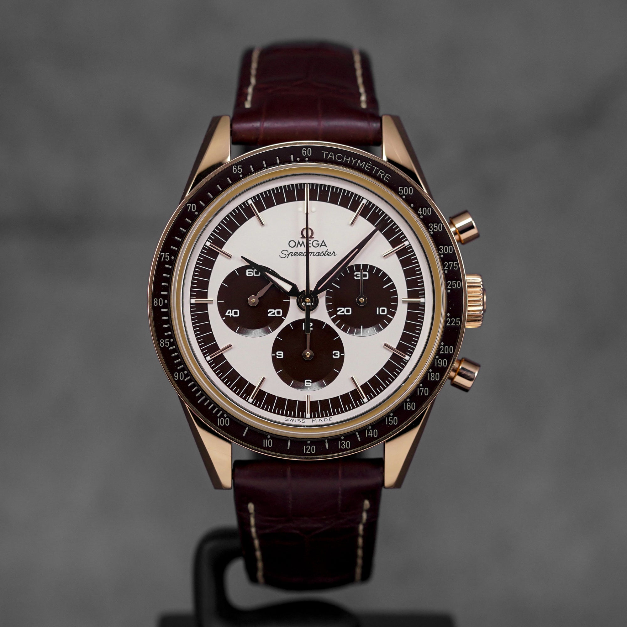 SPEEDMASTER 'FIRST OMEGA IN SPACE' ANNIVERSARY SERIES SEDNA GOLD (2020)