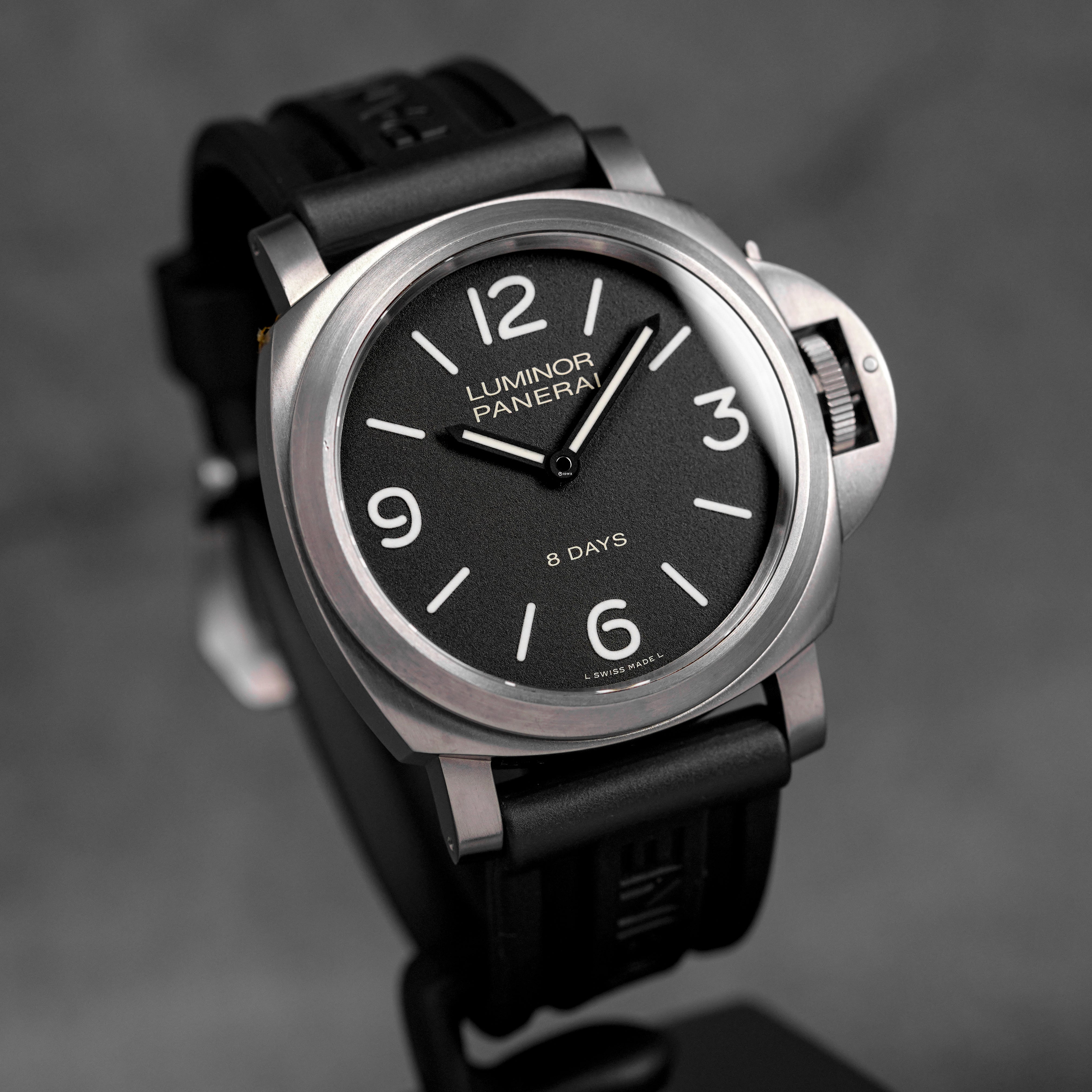 harga panerai luminor pam 562