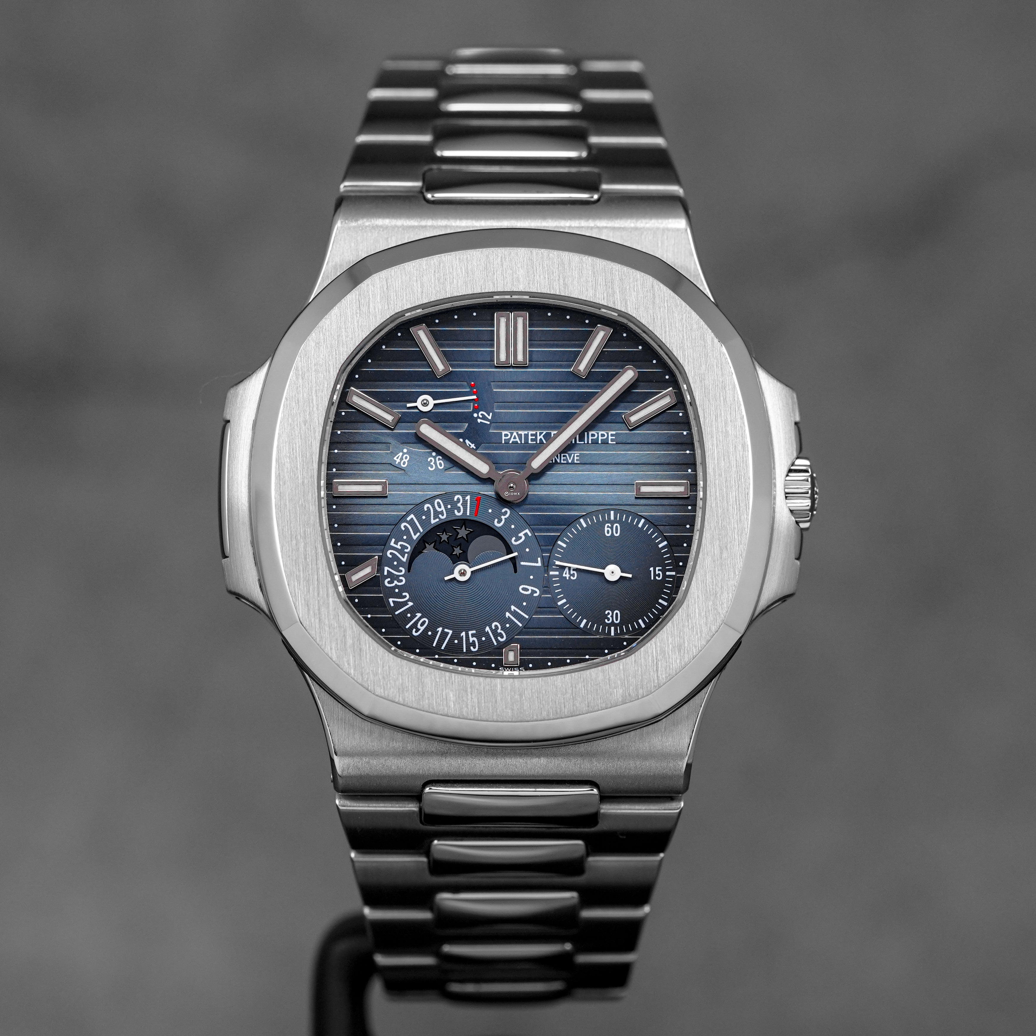 harga patek philippe nautilus 5712/1a