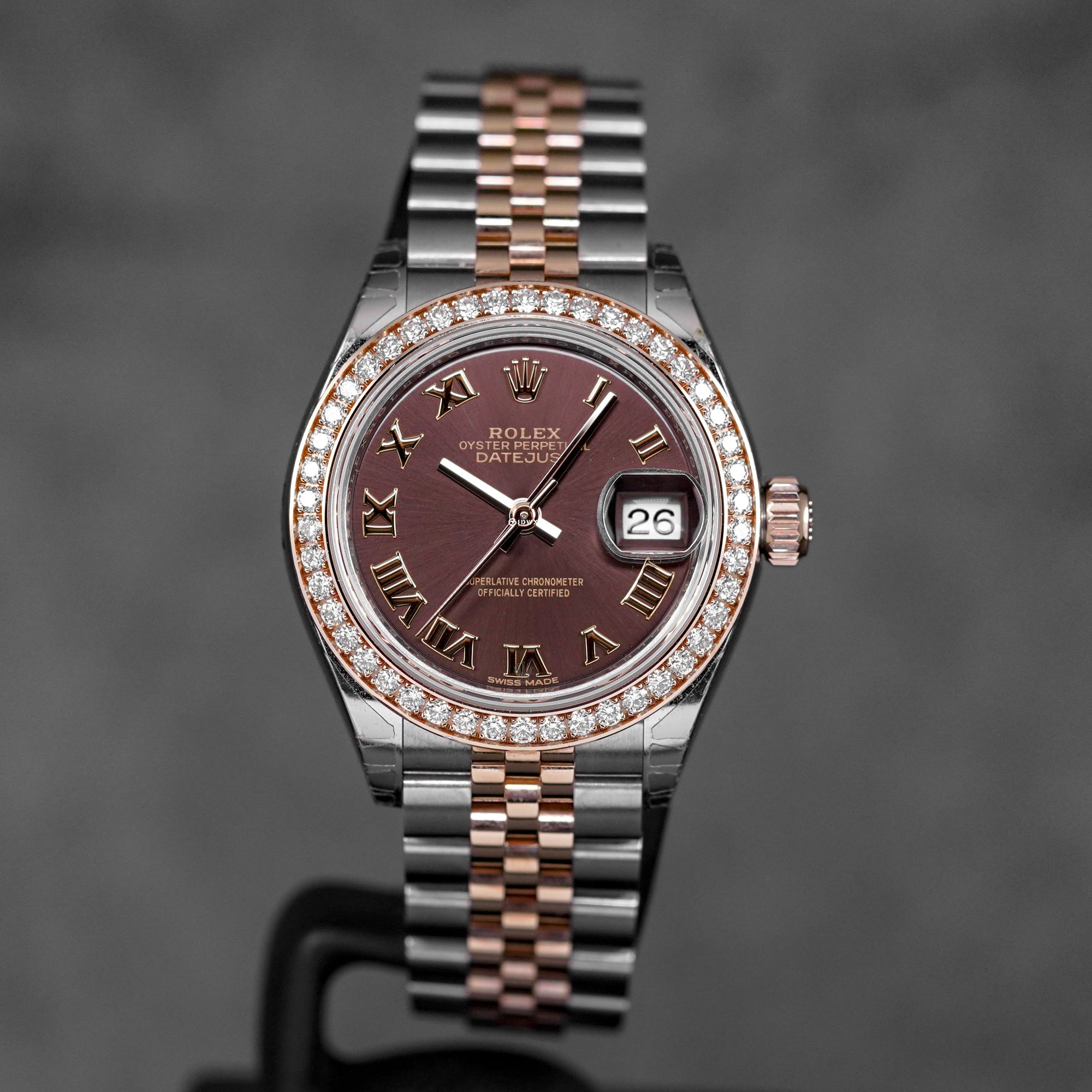 harga rolex datejust 28 twotone rosegold choco roman diamond indonesia