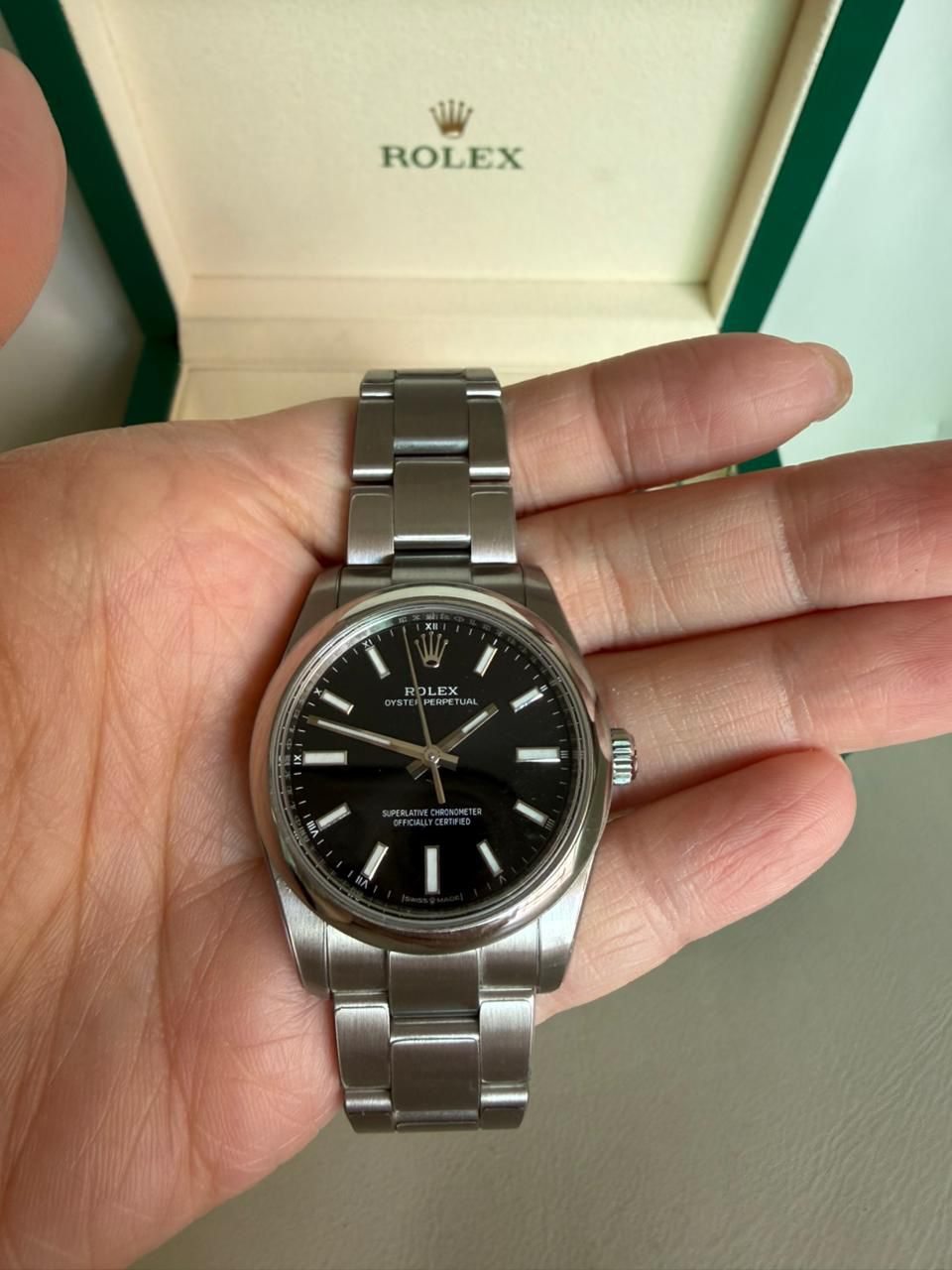 OYSTER PERPETUAL 34MM BLACK DIAL (2024)