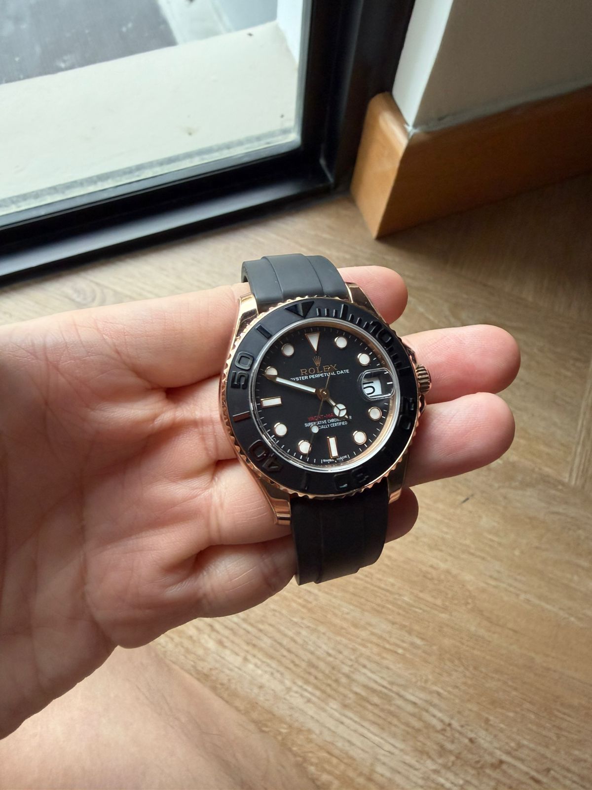 YACHT-MASTER 37MM OYSTERFLEX ROSEGOLD (2016)