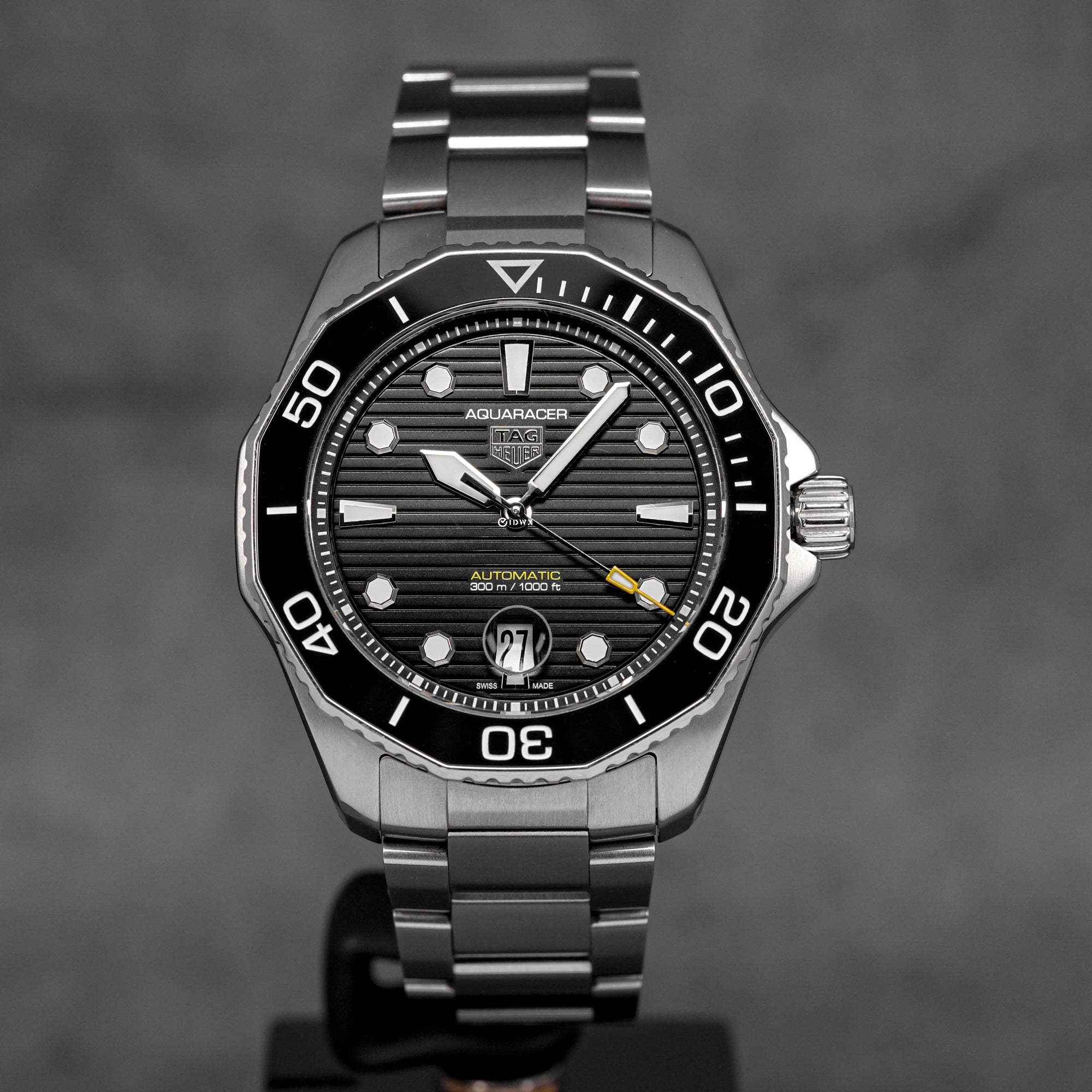 harga tag heuer aquaracer 300 date black