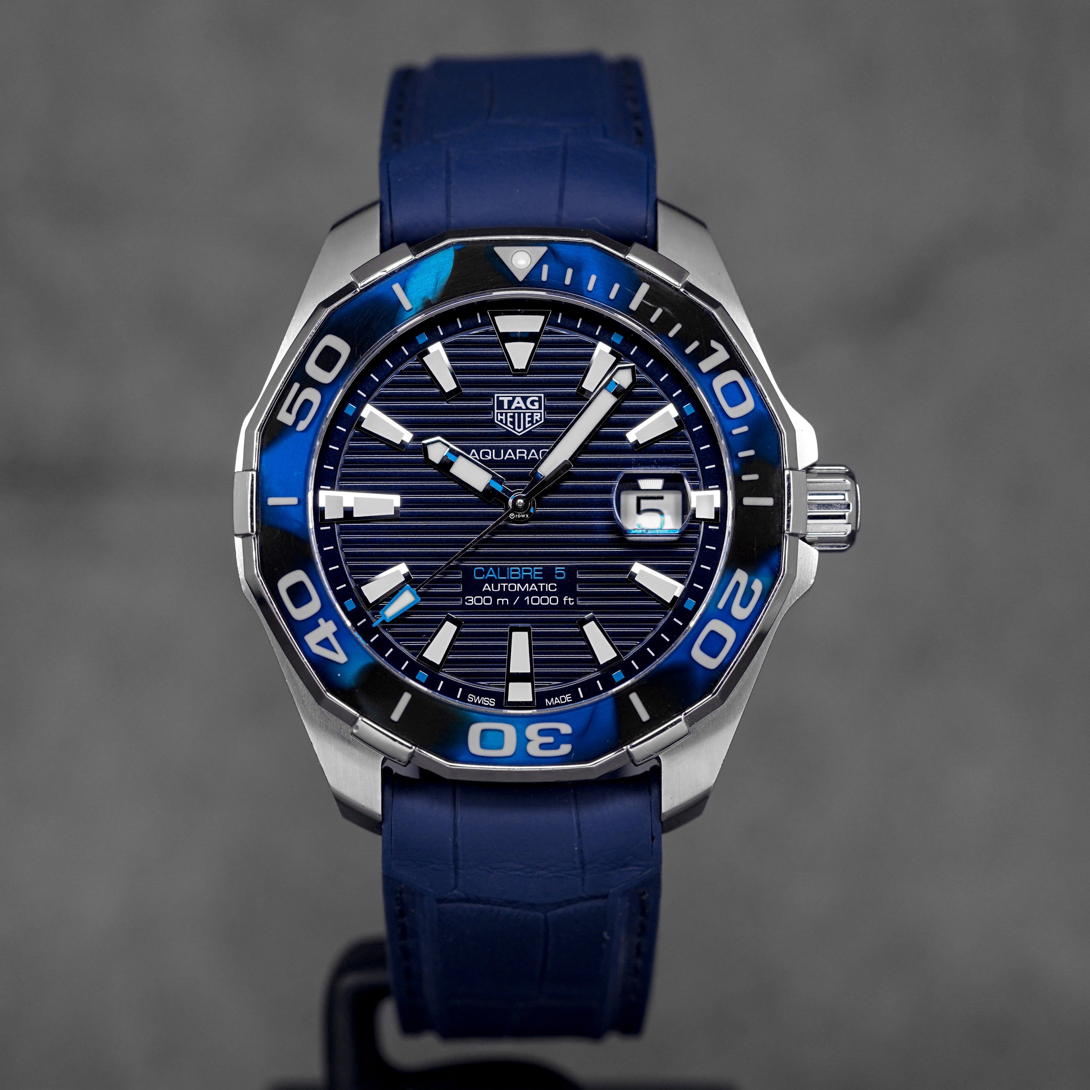 harga tag heuer aquaracer calibre 5 tortoise blue