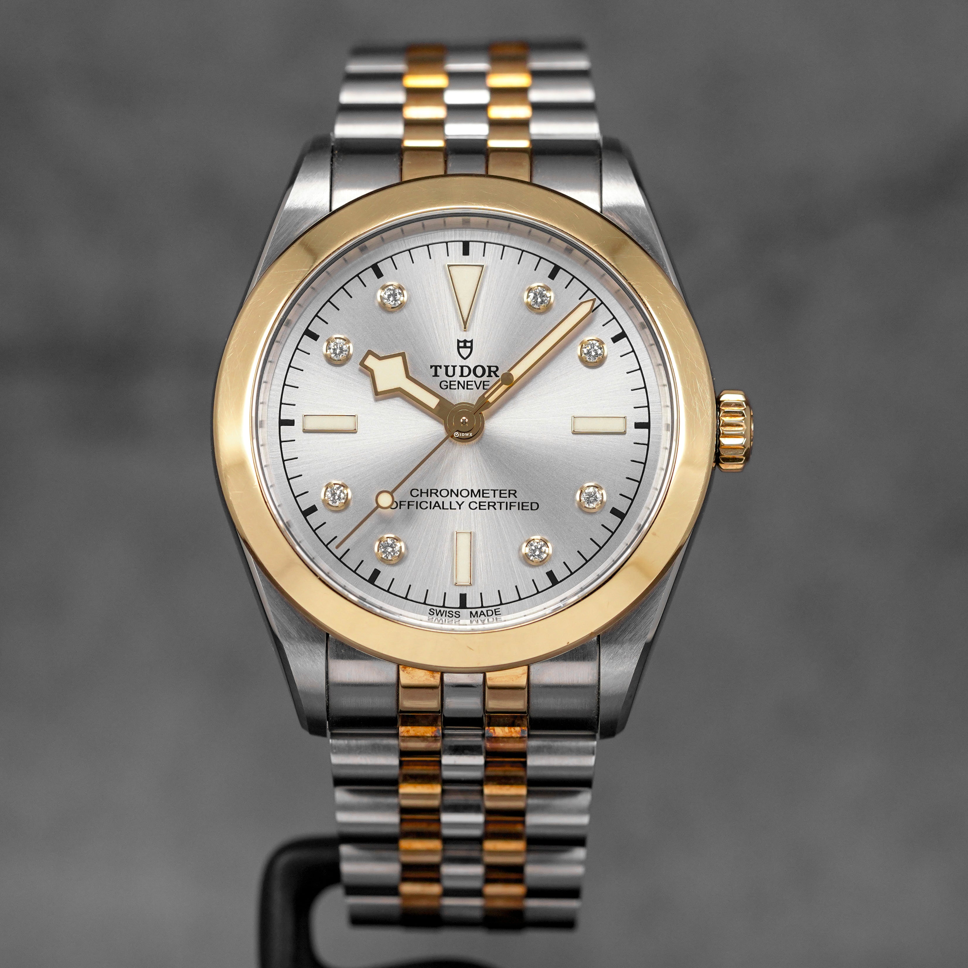 harga tudor black bay one 39 s&g