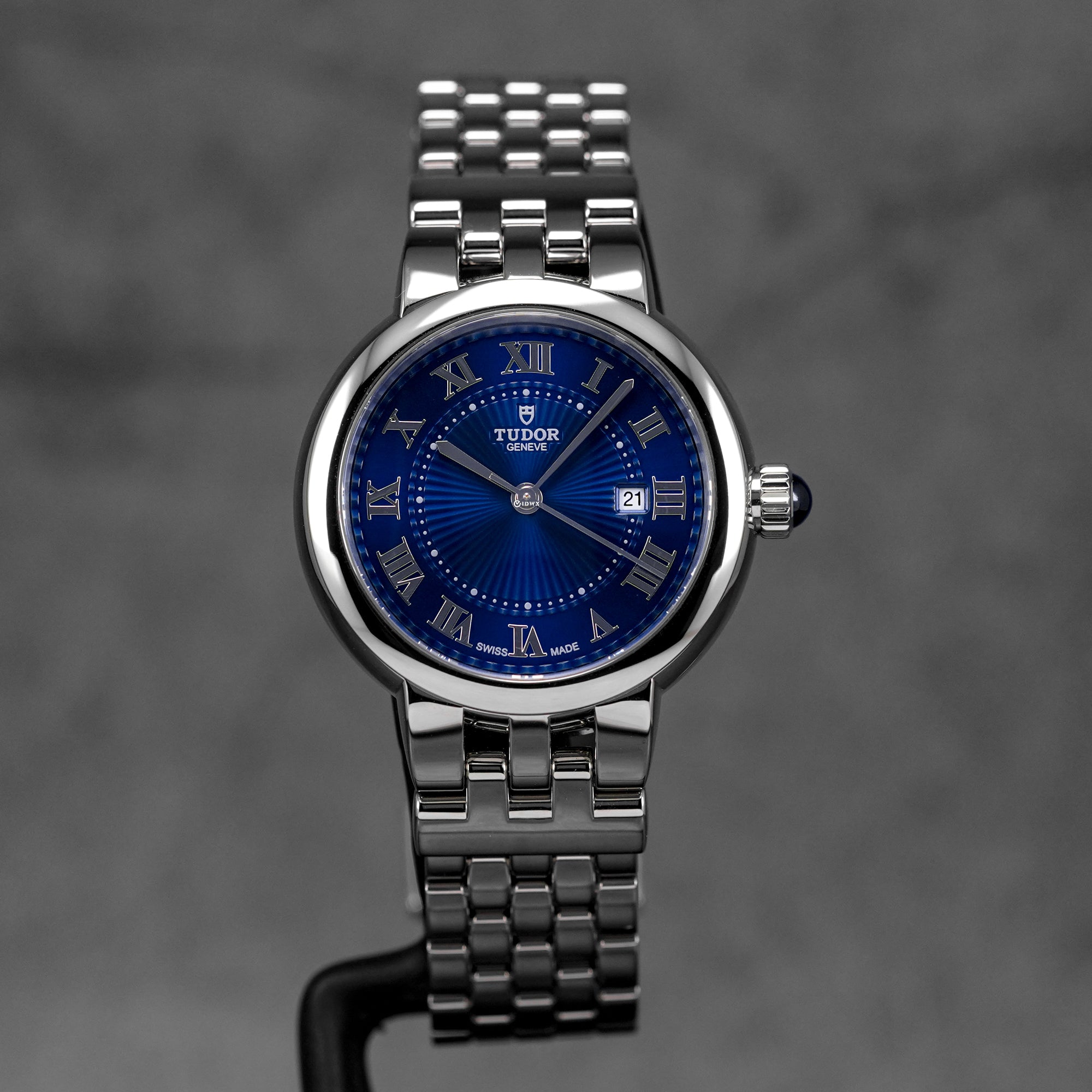 CLAIR DE ROSE 30MM BLUE DIAL (2026)