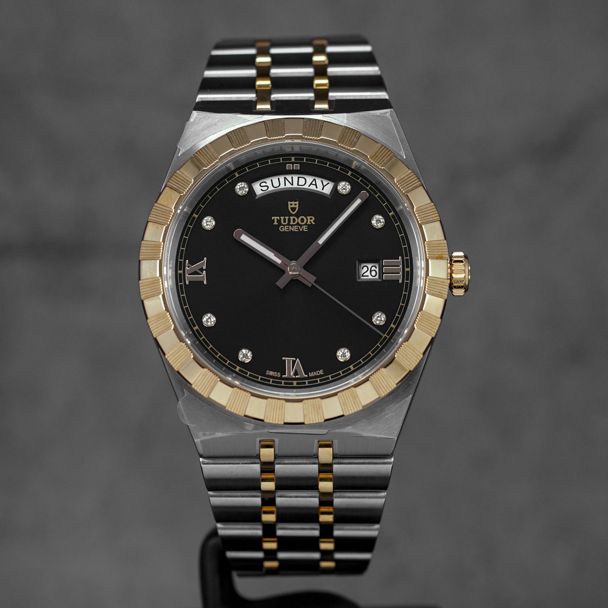 harga tudor royal day date 41 twotone yellowgold black
