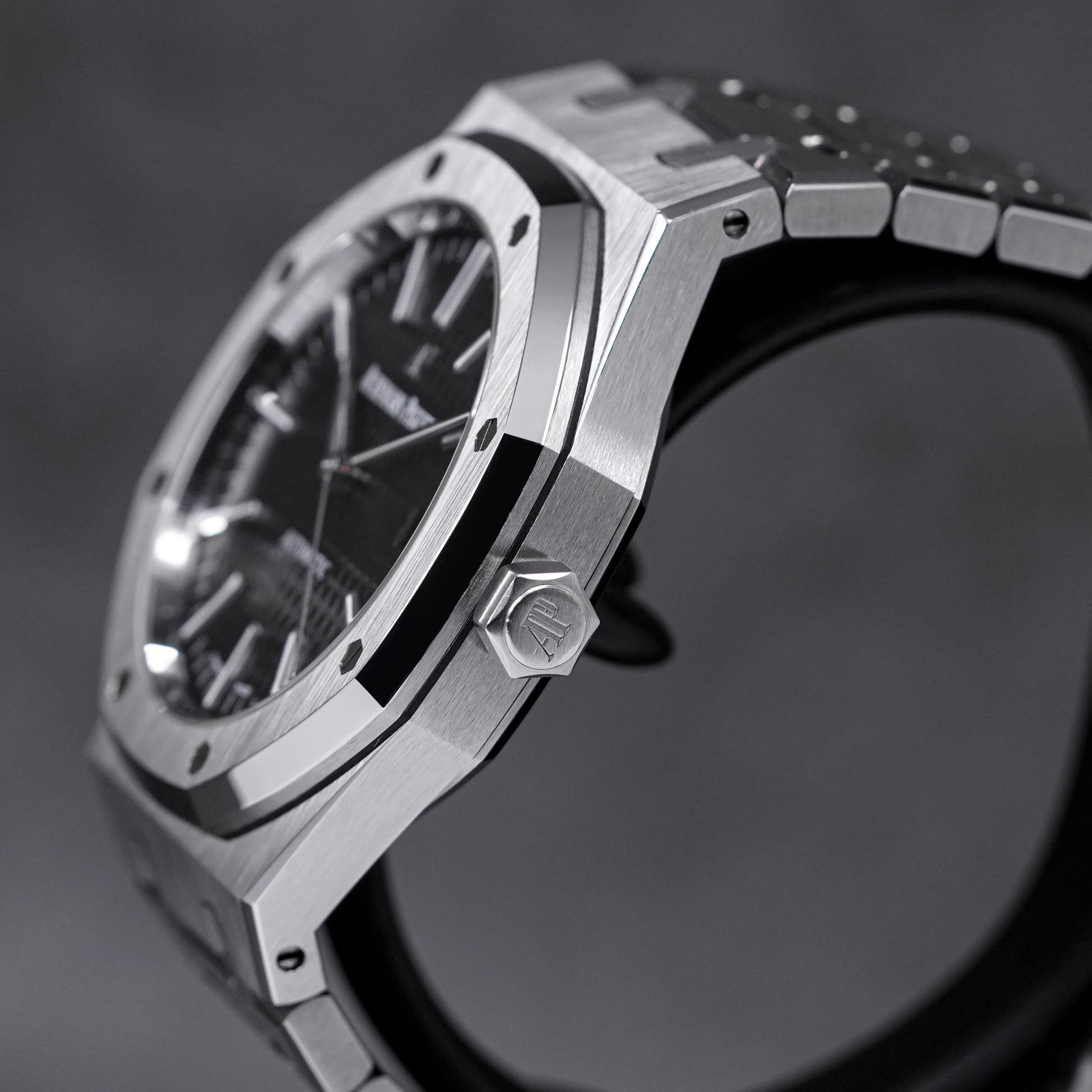 ROYAL OAK 41MM 15400 BLACK DIAL (2017)