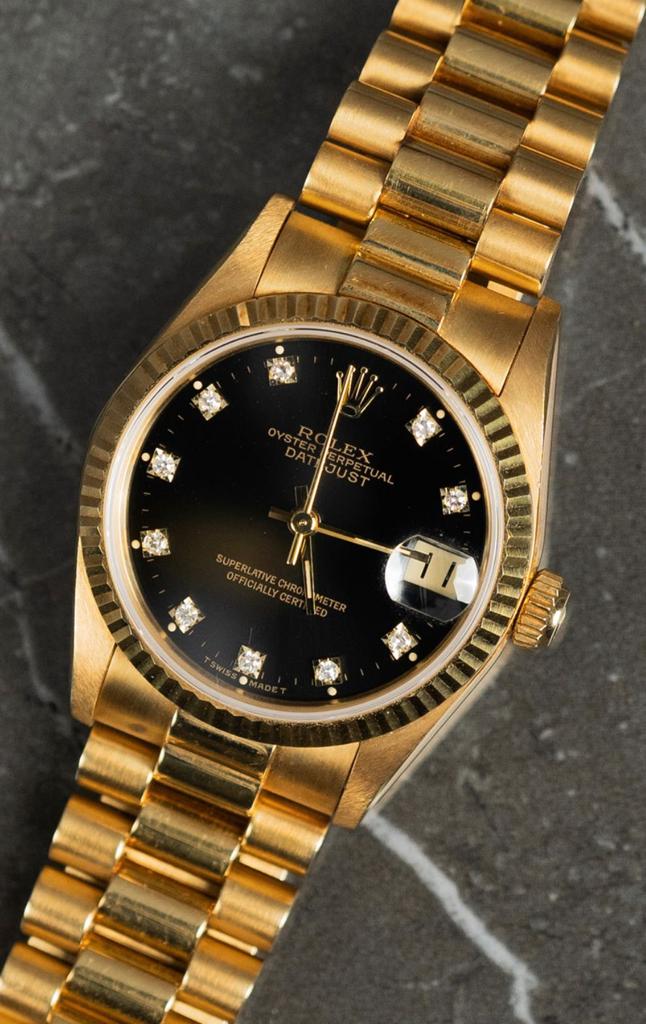 ROLEX DATEJUST 31MM YELLOW GOLD 'W SERIES' (CIRCA 2001)