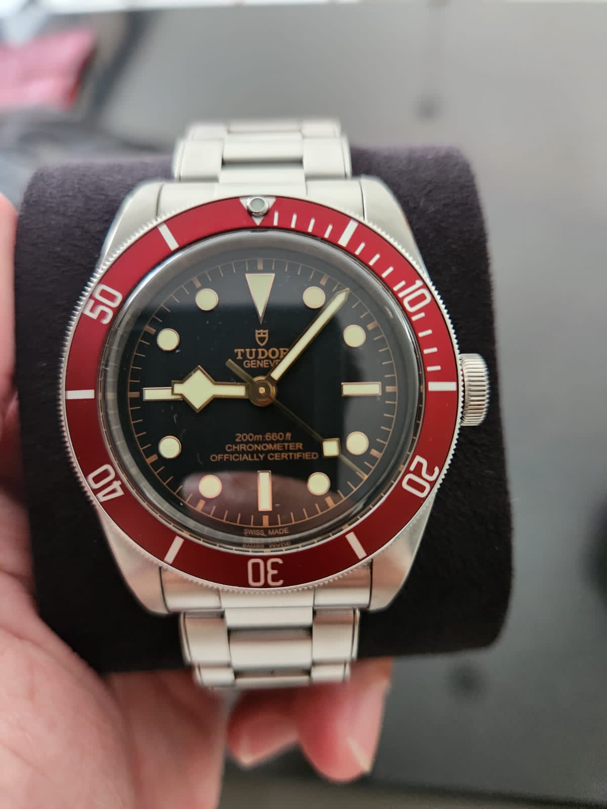 BLACK BAY HERITAGE 41 RED (2021)