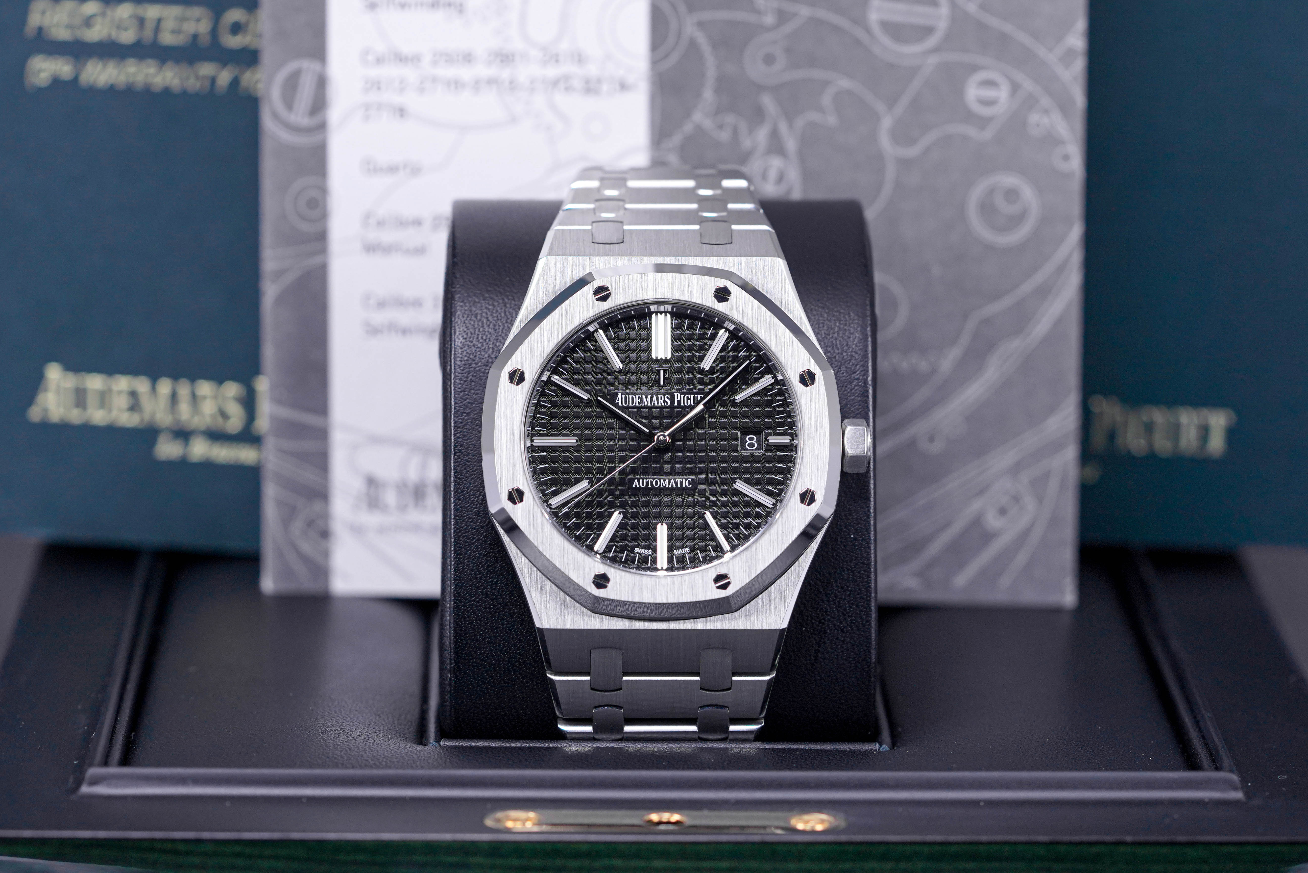 ROYAL OAK 41MM 15400 BLACK DIAL (2016)