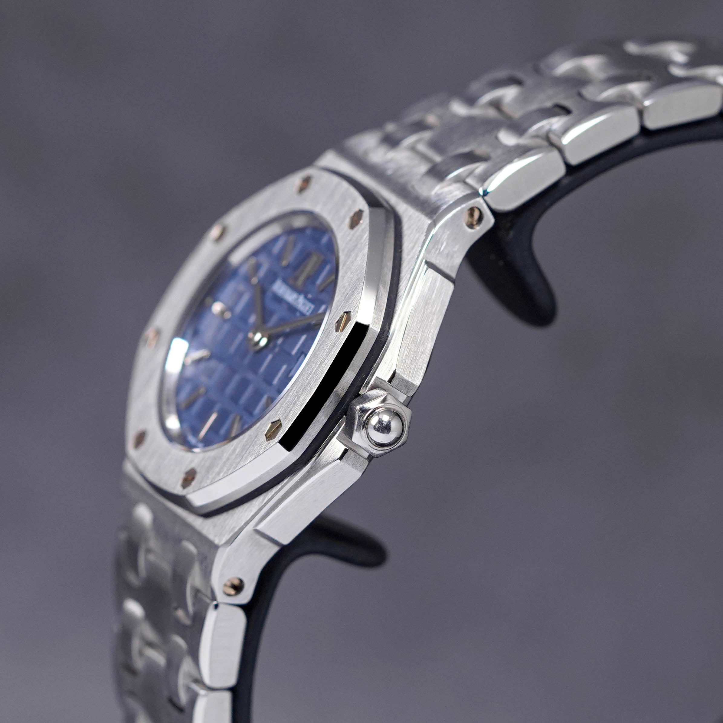 ROYAL OAK 29MM 67450ST BLUE DIAL (2005)