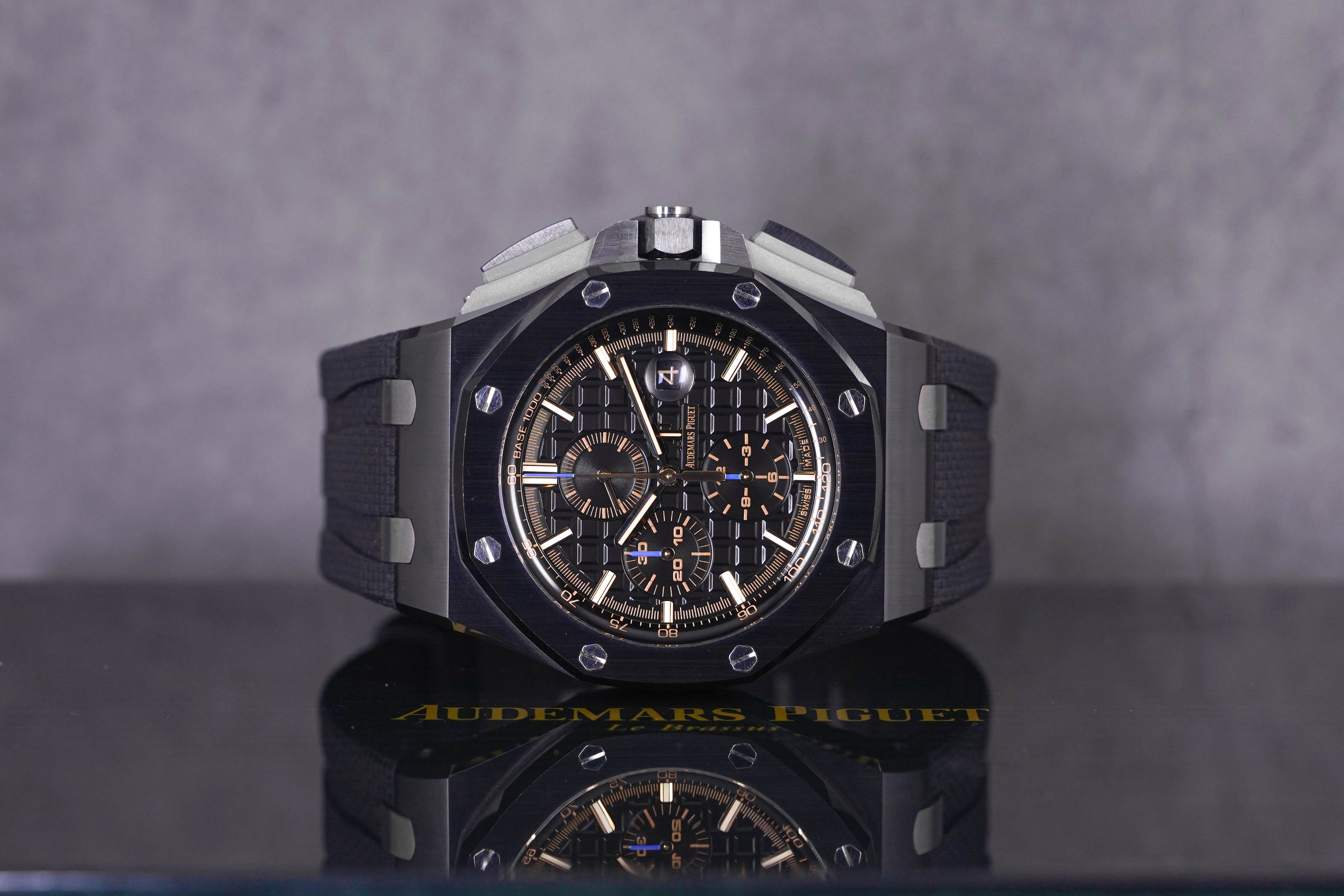 ROYAL OAK OFFSHORE CHRONOGRAPH 44MM CERAMIC BLACK DIAL (2017)
