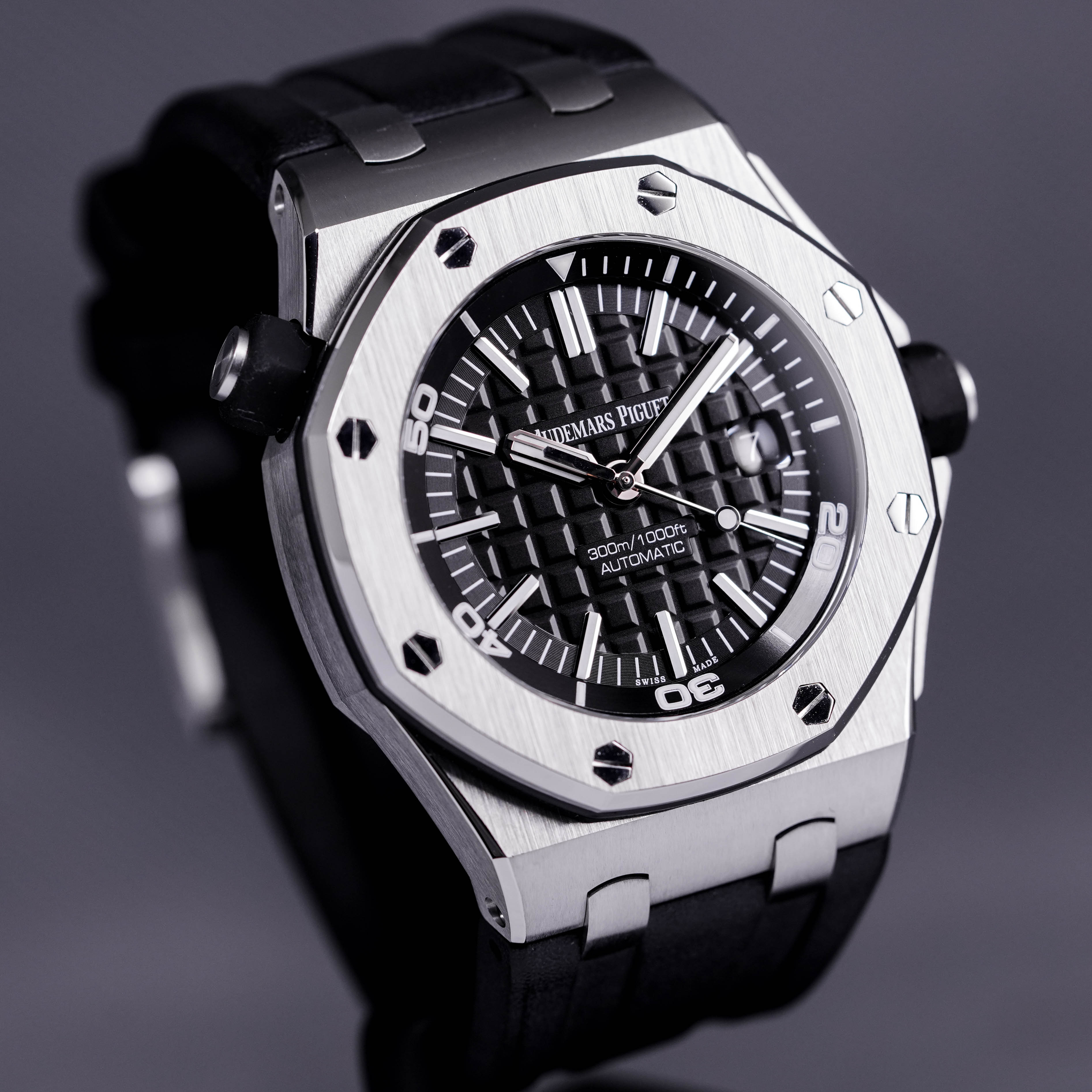 ROYAL OAK OFFSHORE DIVER 'J' SERIES TRANSPARENT CASEBACK (2016)