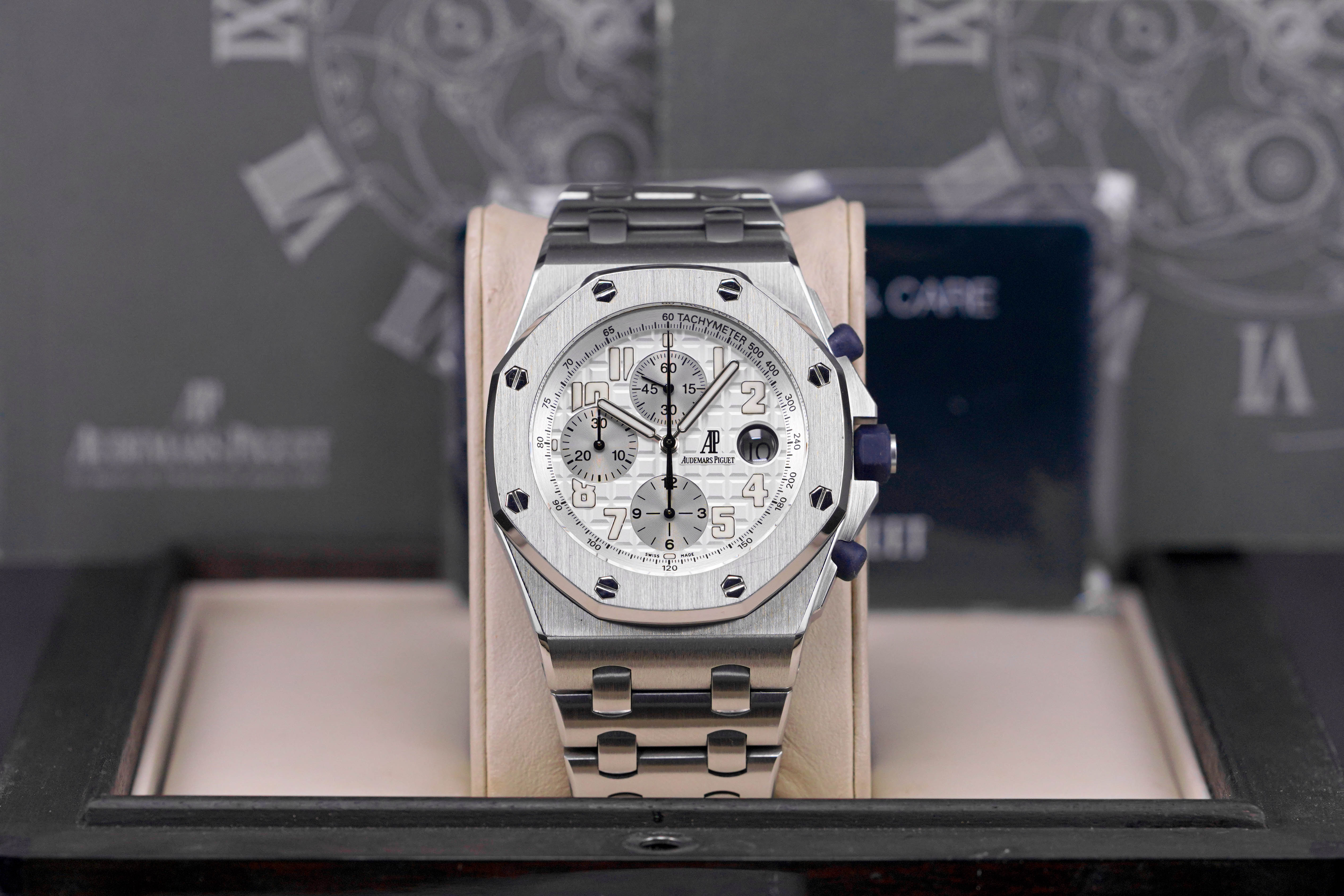 ROYAL OAK OFFSHORE CHRONOGRAPH 42MM WHITE DIAL (2006)