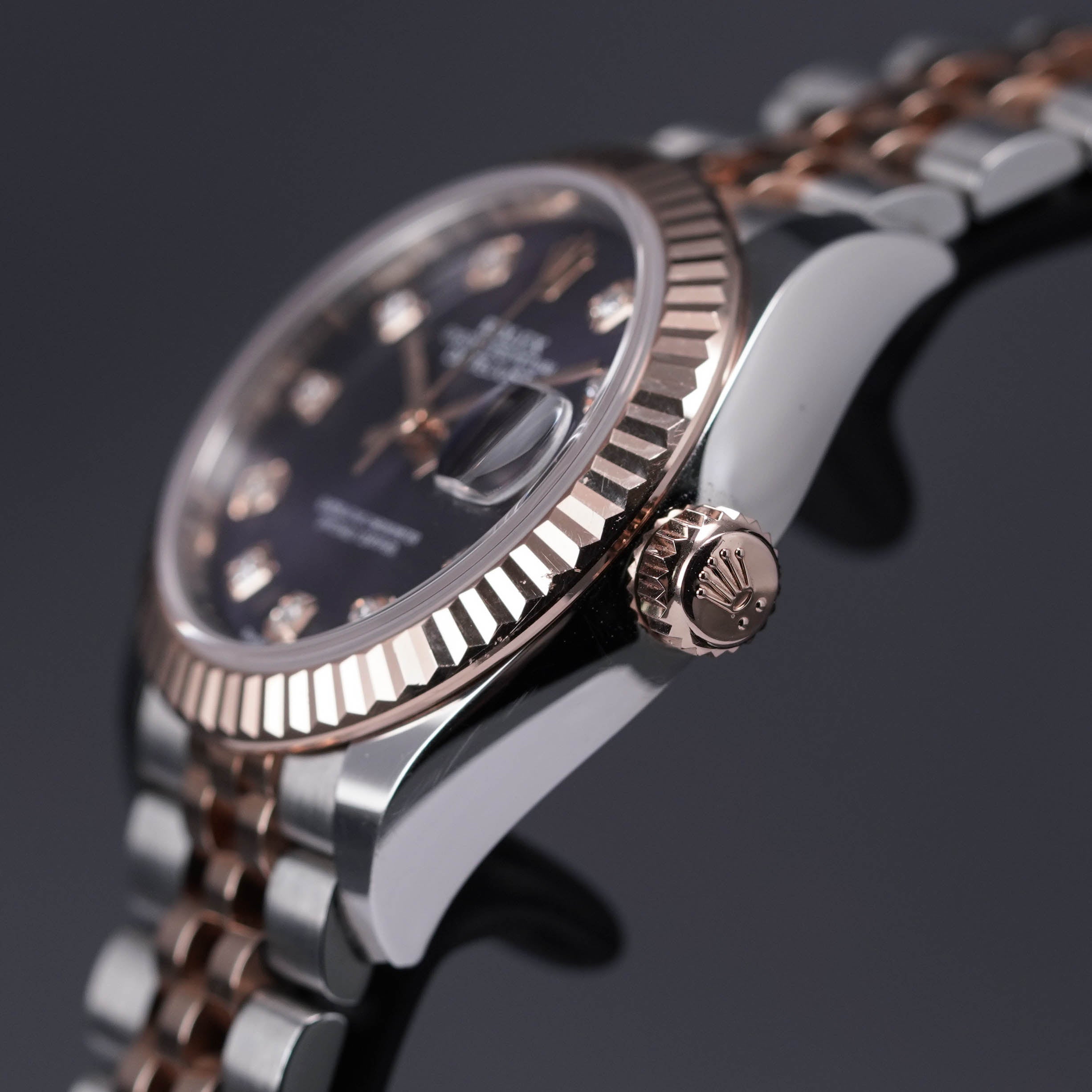 DATEJUST 28MM TWOTONE ROSEGOLD AUBERGINE DIAMOND DIAL (2019)