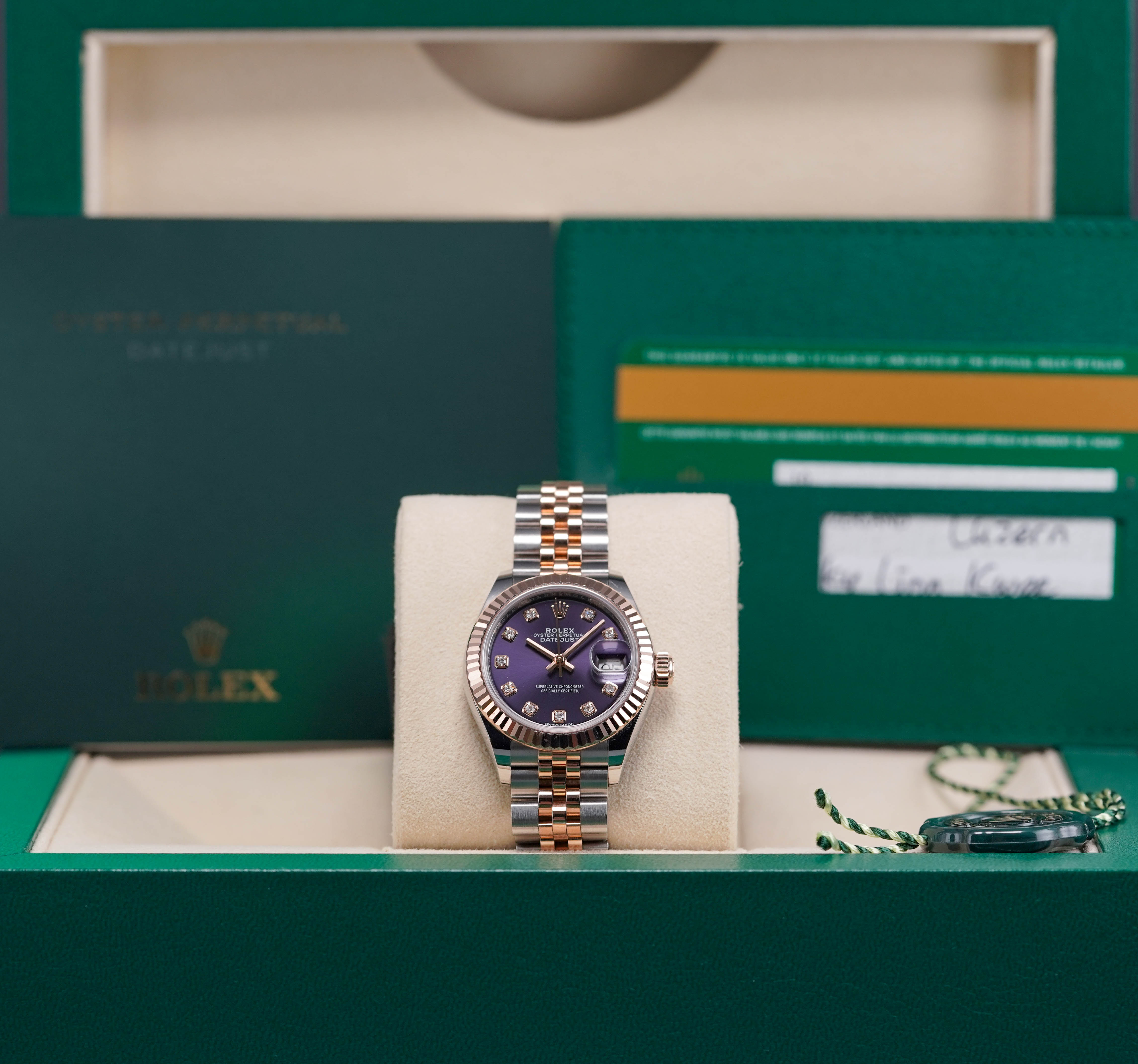 DATEJUST 28MM TWOTONE ROSEGOLD AUBERGINE DIAMOND DIAL (2019)
