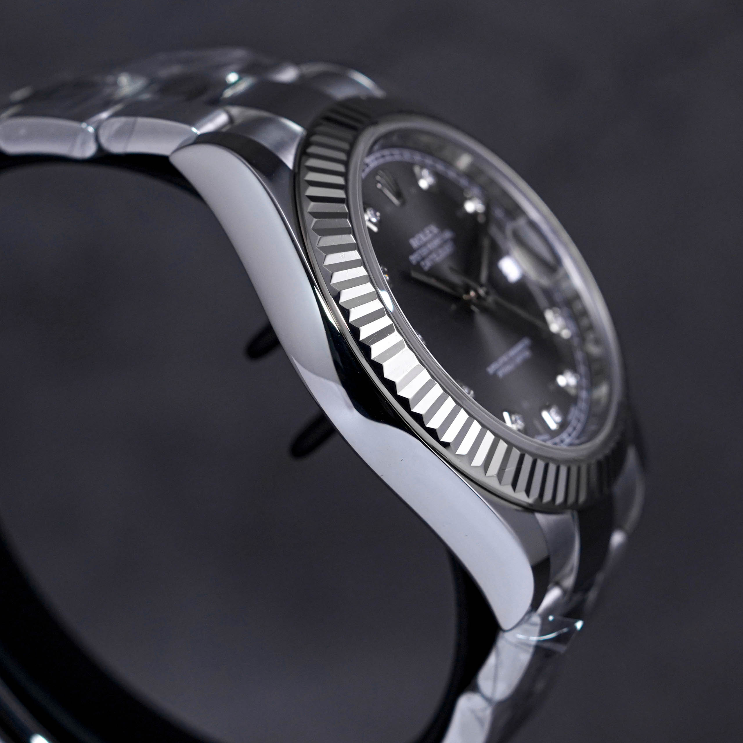 DATEJUST 41MM FLUTED OYSTER RHODIUM DIAMOND DIAL (2017)