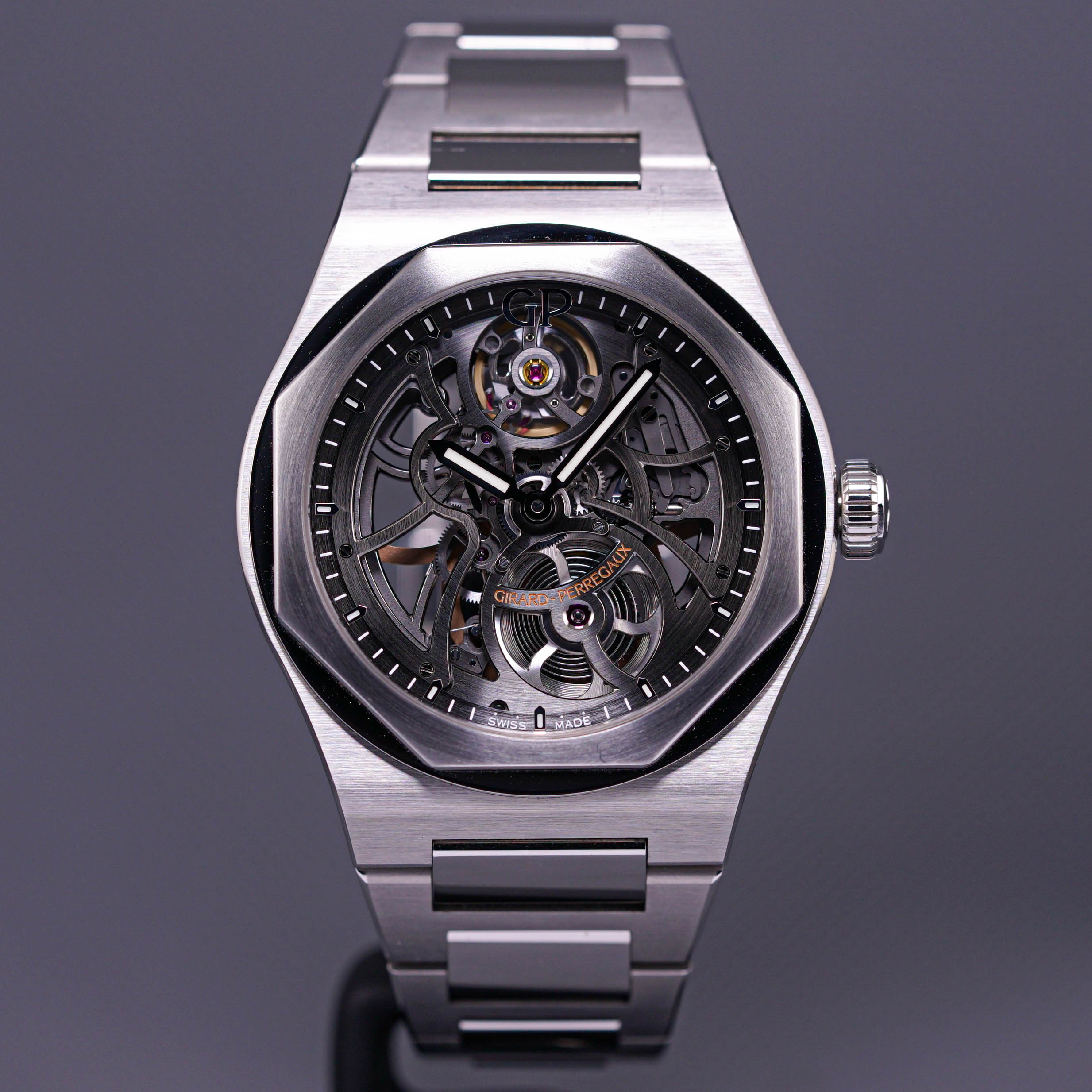 GIRARD PERREGAUX LAUREATO SKELETON