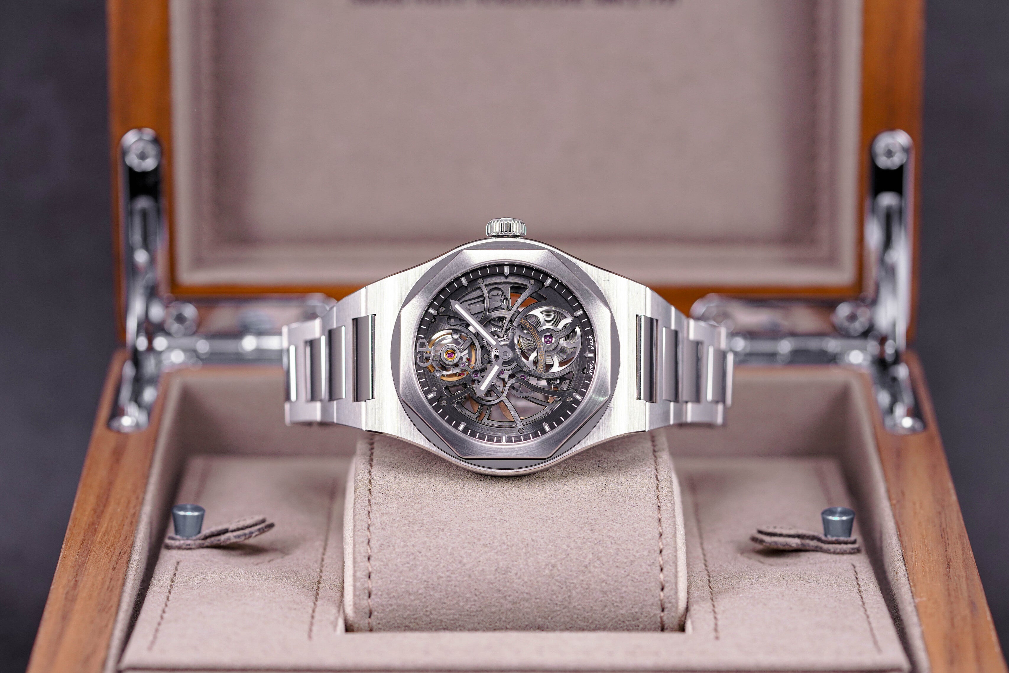 LAUREATO SKELETON STEEL (2022)