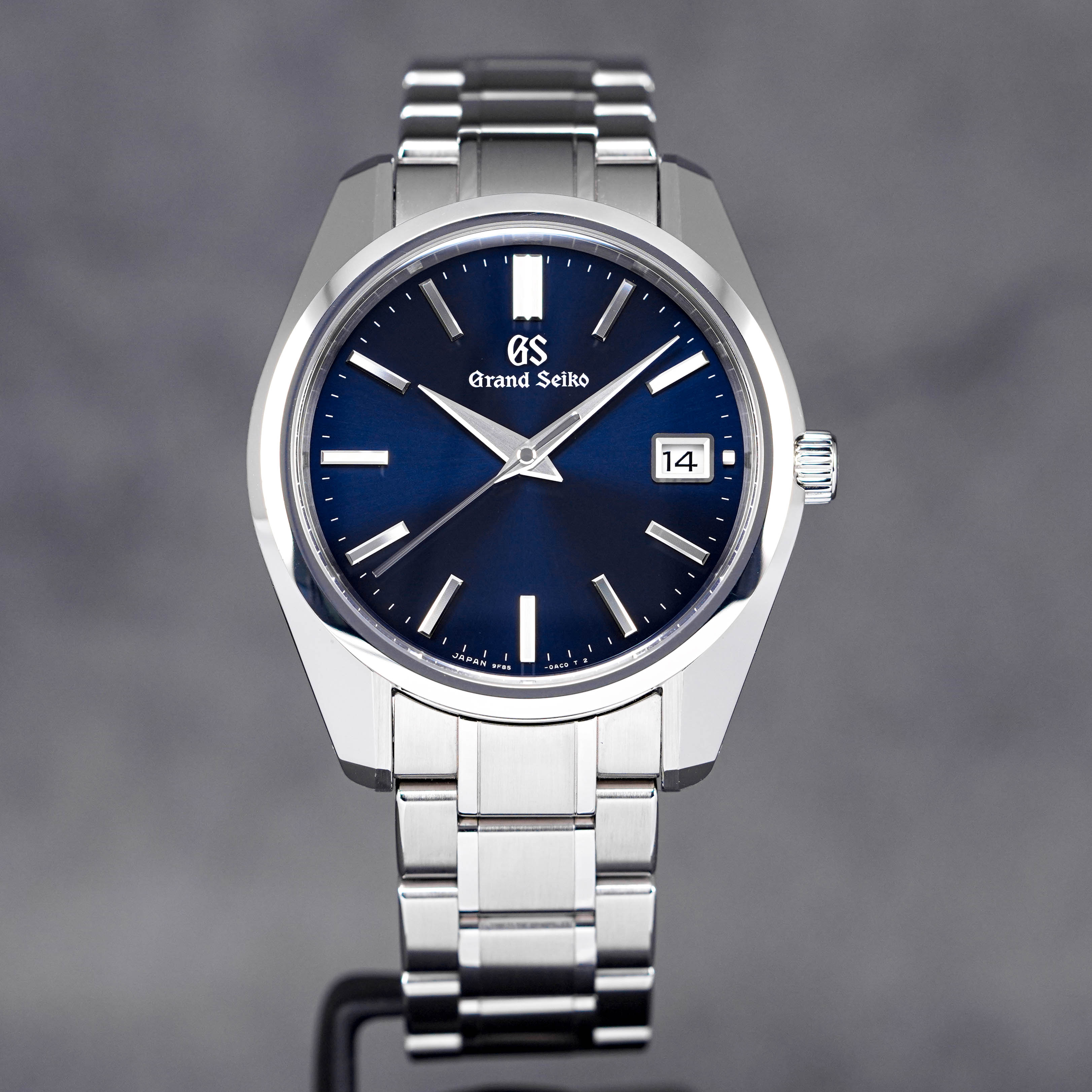 HERITAGE COLLECTION BLUE DIAL (2022)