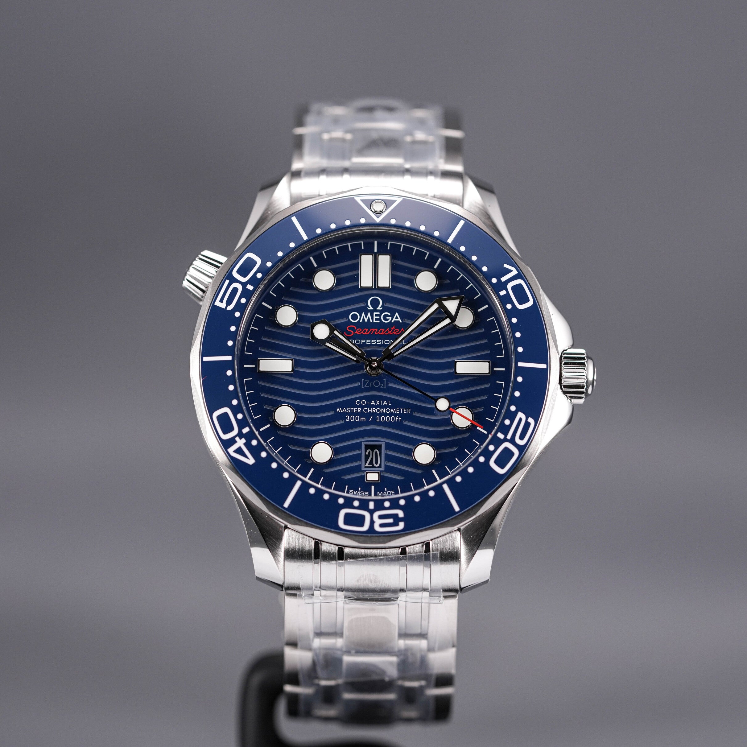 OMEGA SEAMASTER DIVER 300 BLUE DIAL