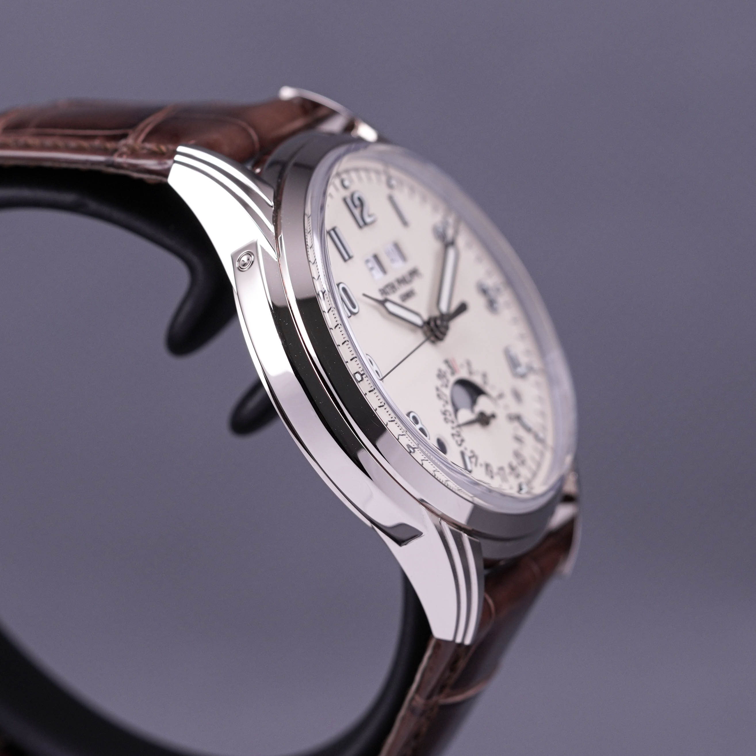 PATEK PHILIPPE PERPETUAL CALENDAR 5320G-001