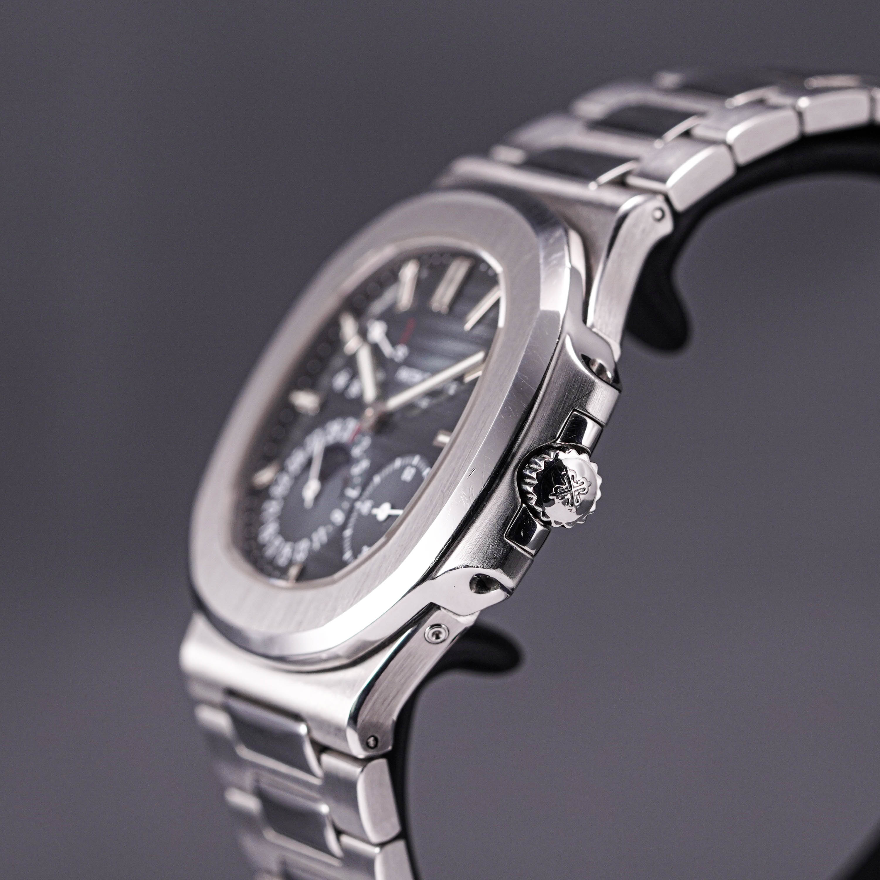 PATEK PHILIPPE NAUTILUS 5712/1A MOONPHASE BLUE DIAL