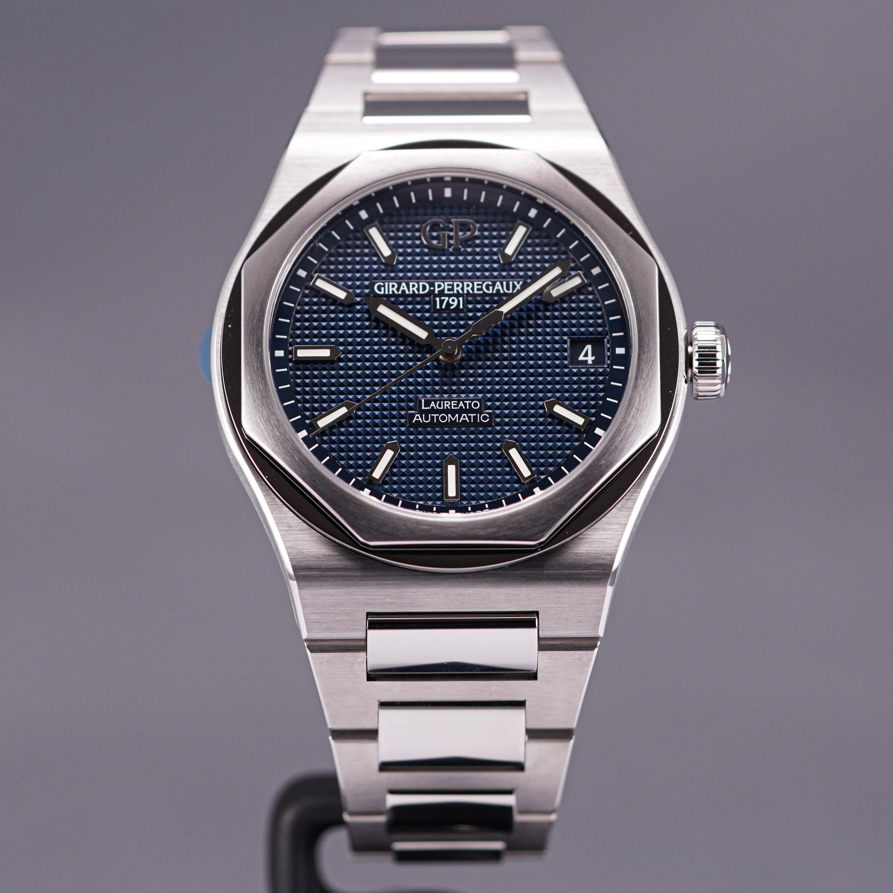 LAUREATO BLUE DIAL (2021)