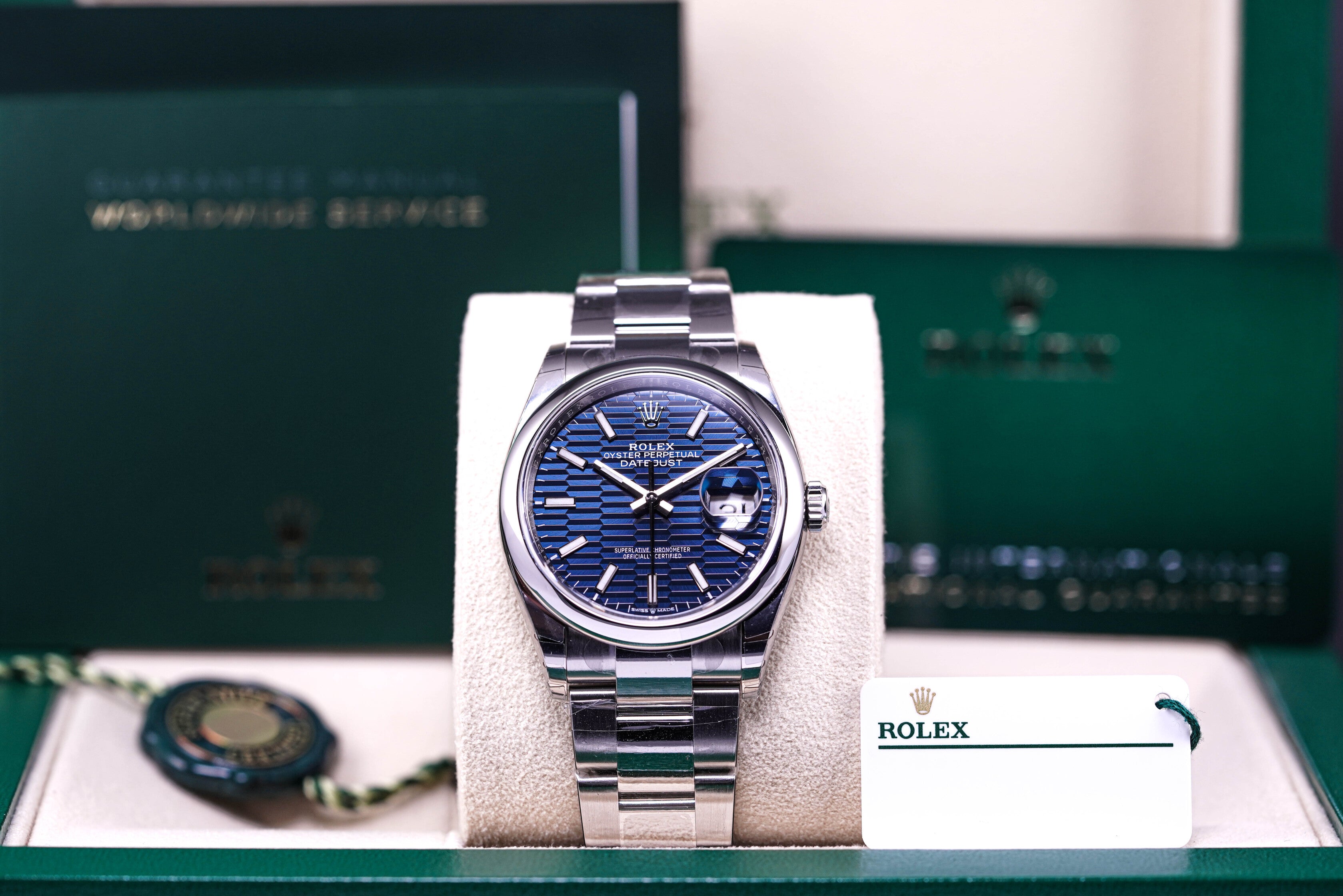 DATEJUST 36MM DOMED OYSTER BLUE FLUTED DIAL (2022)
