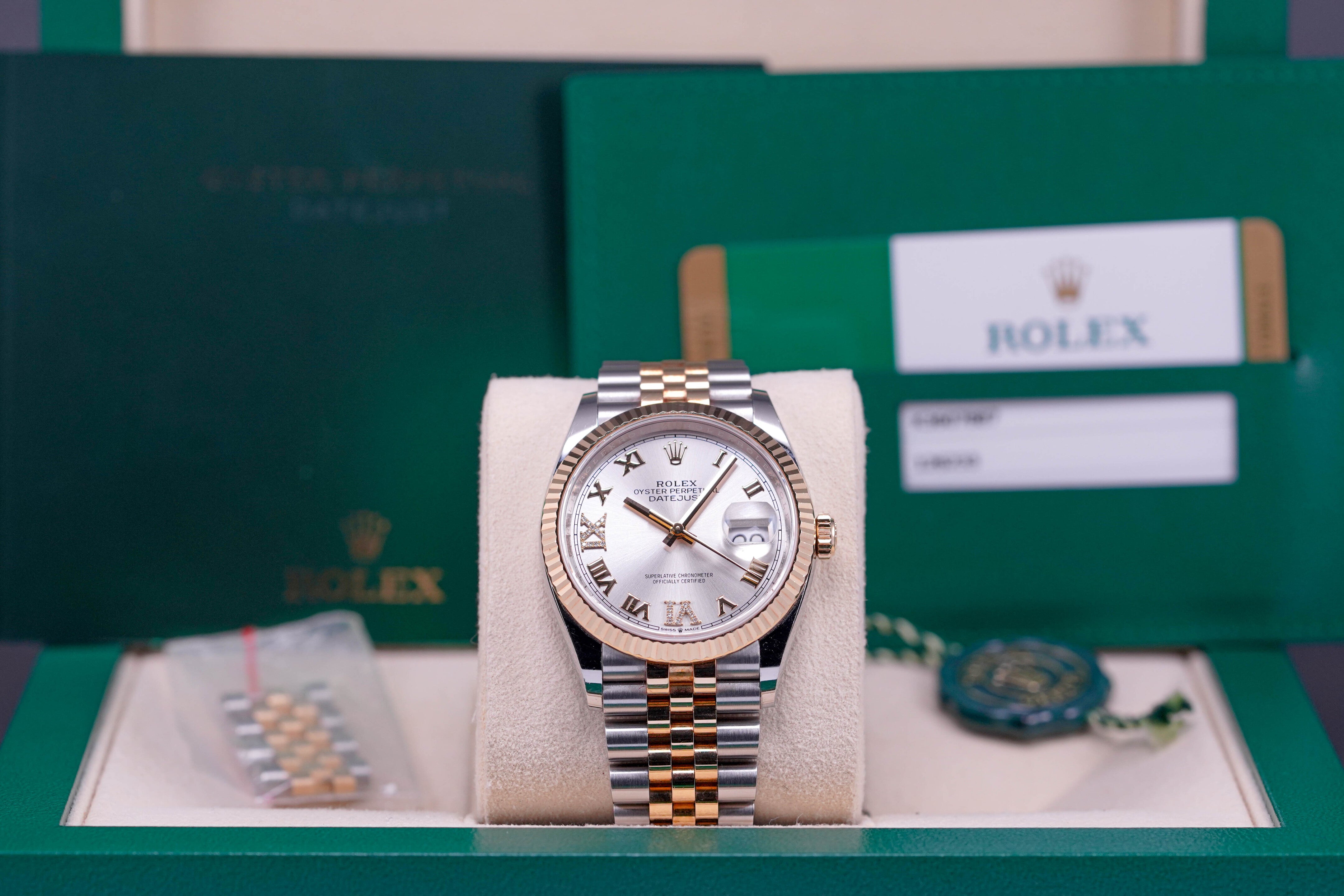 DATEJUST 36MM TWOTONE YELLOWGOLD SILVER ROMAN DIAL DIAMOND 6 9 (2019)
