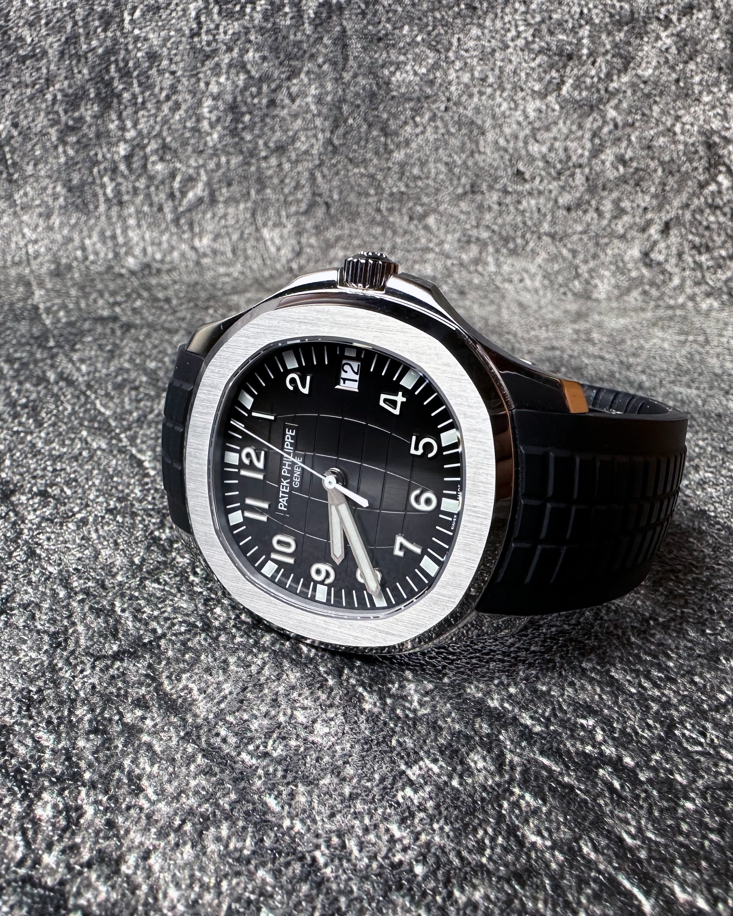 PATEK PHILIPPE AQUANAUT 5167A-001 (2017)