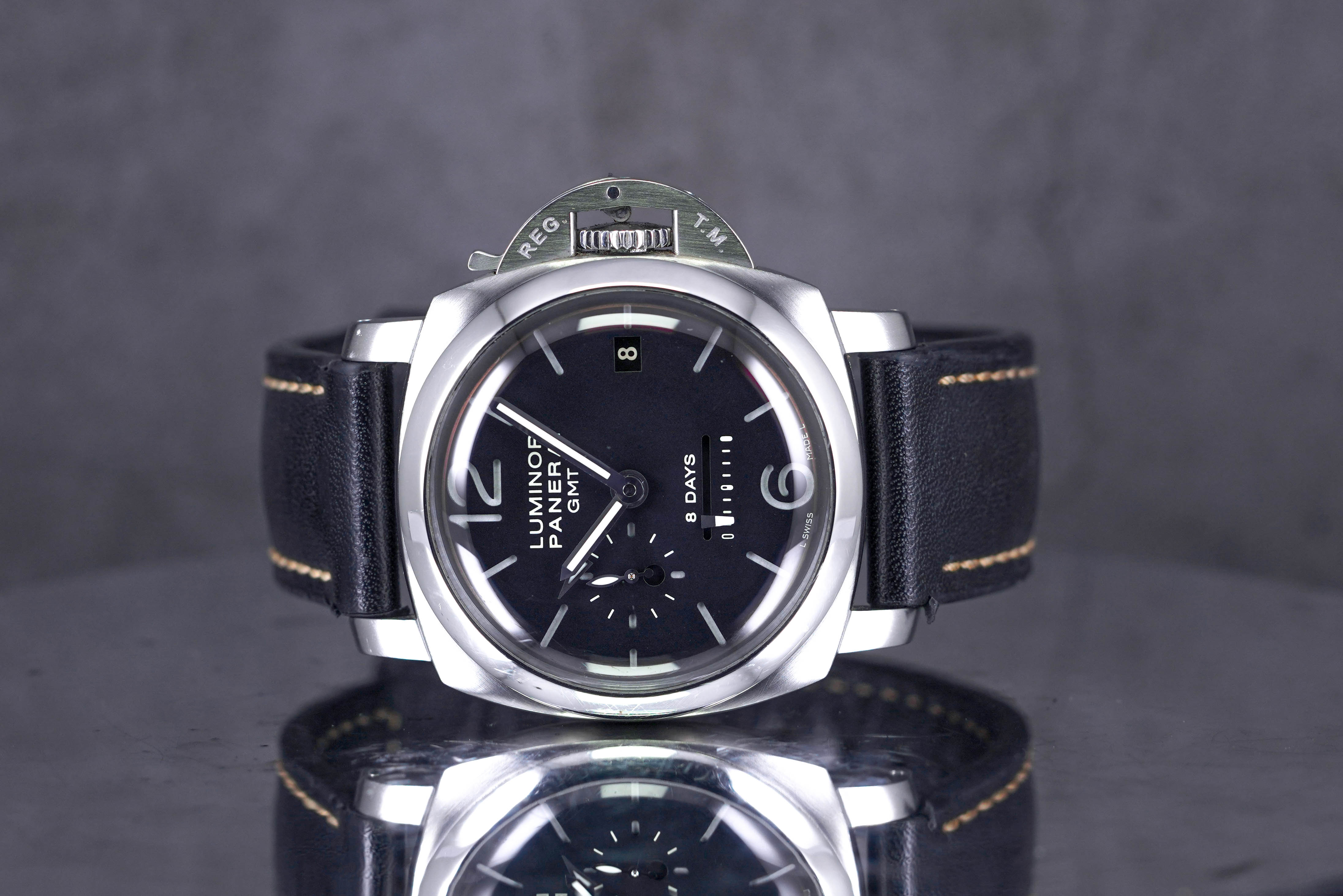 LUMINOR 1950 8 DAYS GMT PAM 233 BLACK DIAL (CIRCA 2008)