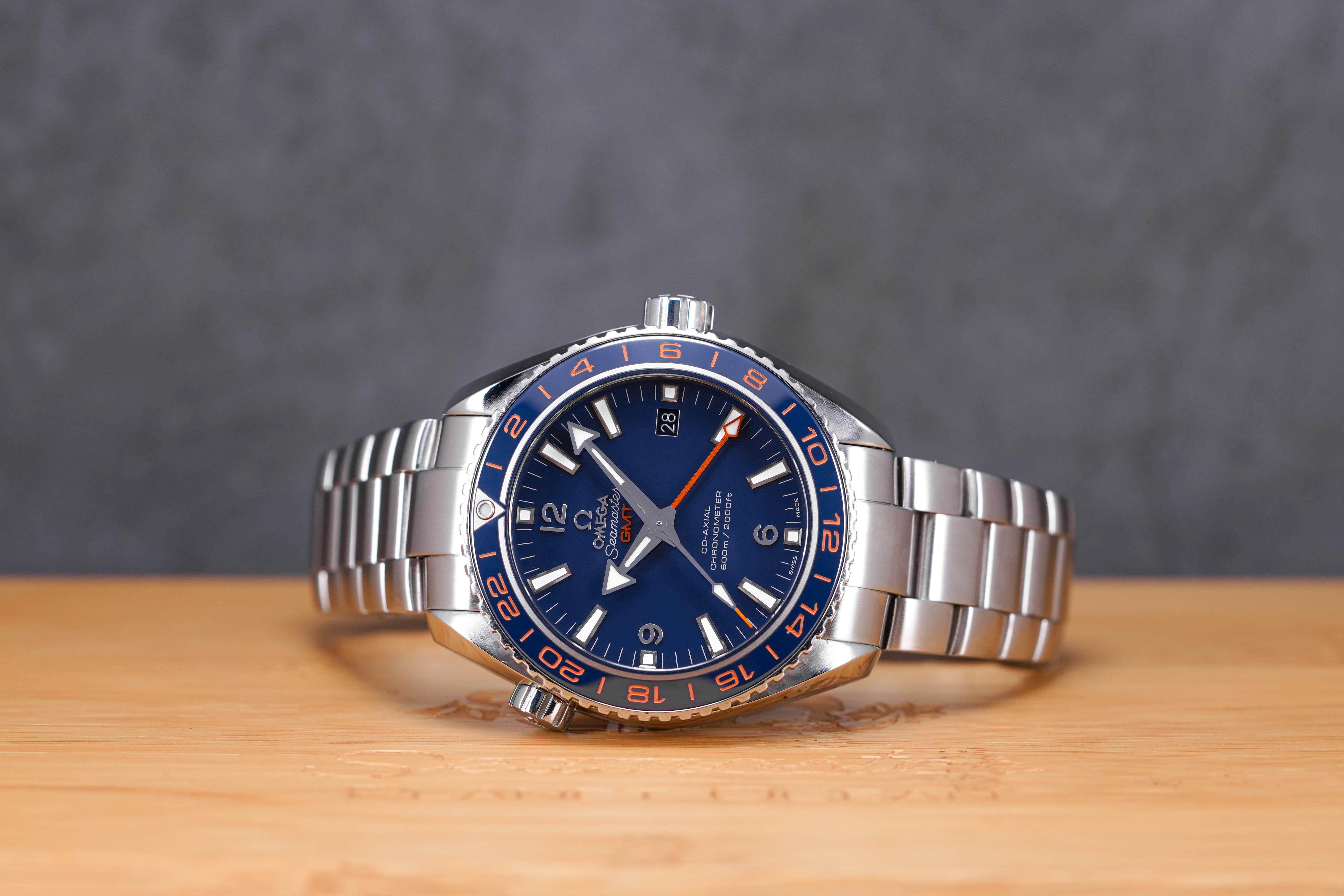 SEAMASTER PLANET OCEAN GMT BLUE DIAL (2016)