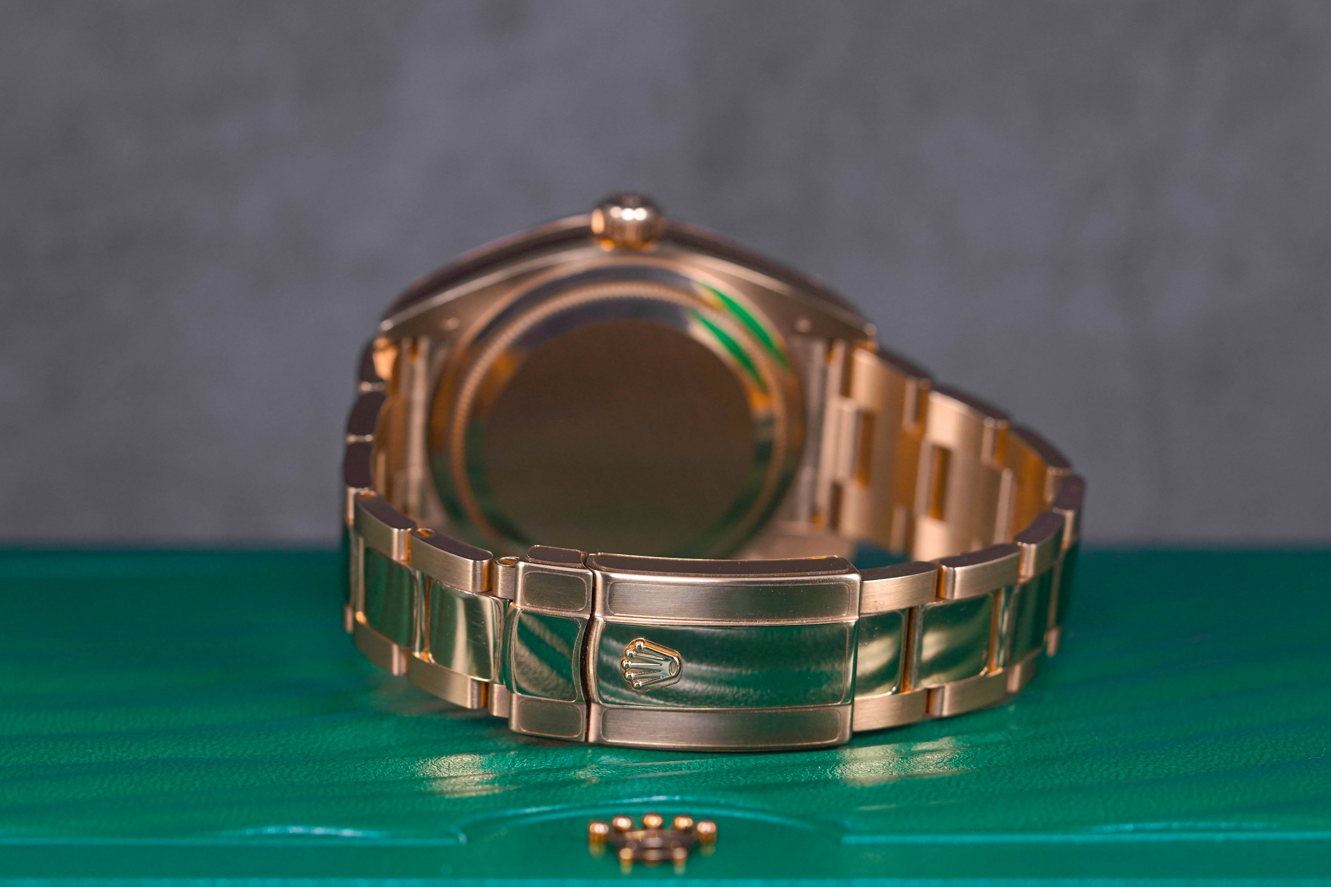 SKYDWELLER ROSEGOLD RHODIUM DIAL (2019)