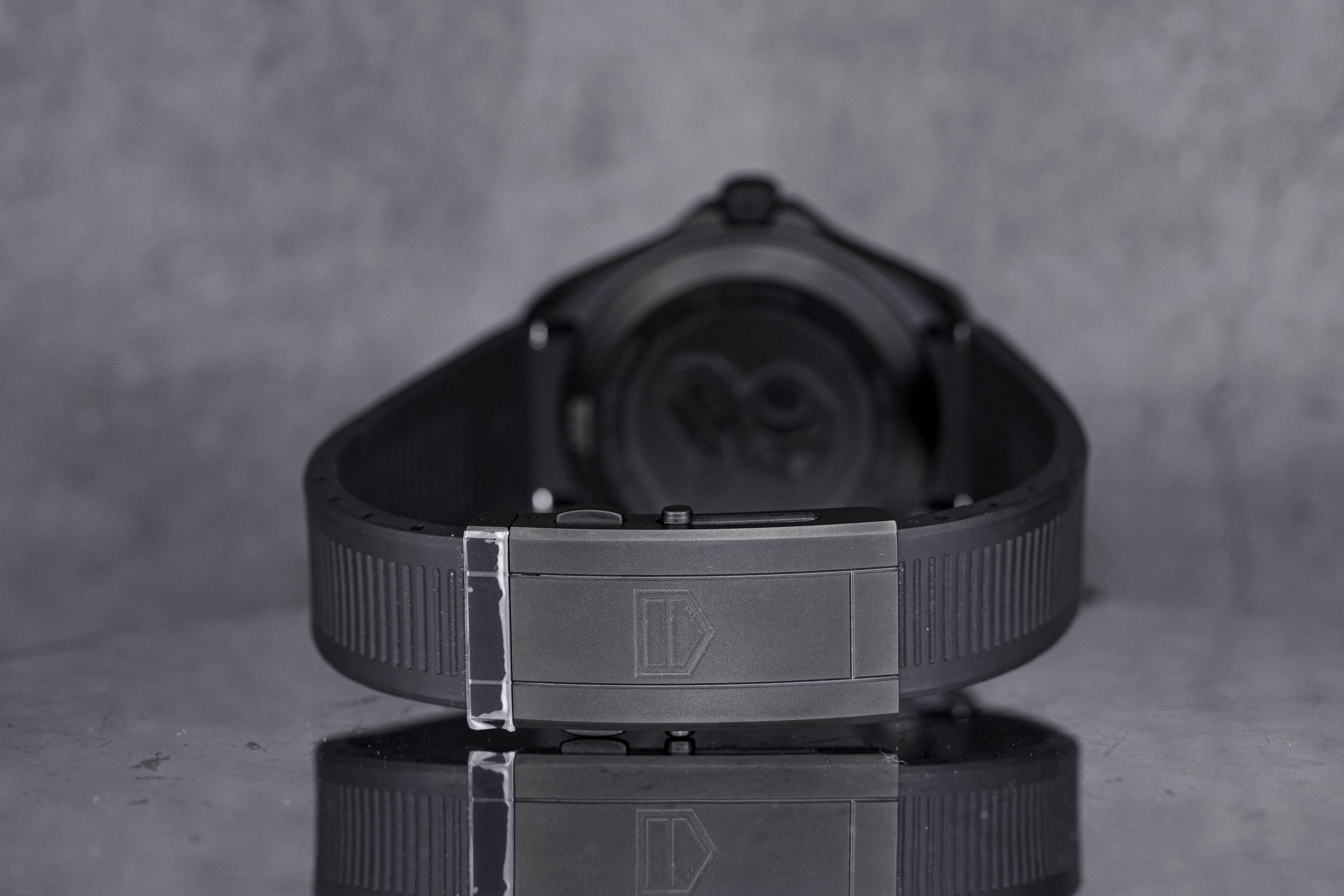 AQUARACER 300M CALIBRE 5 CERAMIC WHITE DIAL (2023)