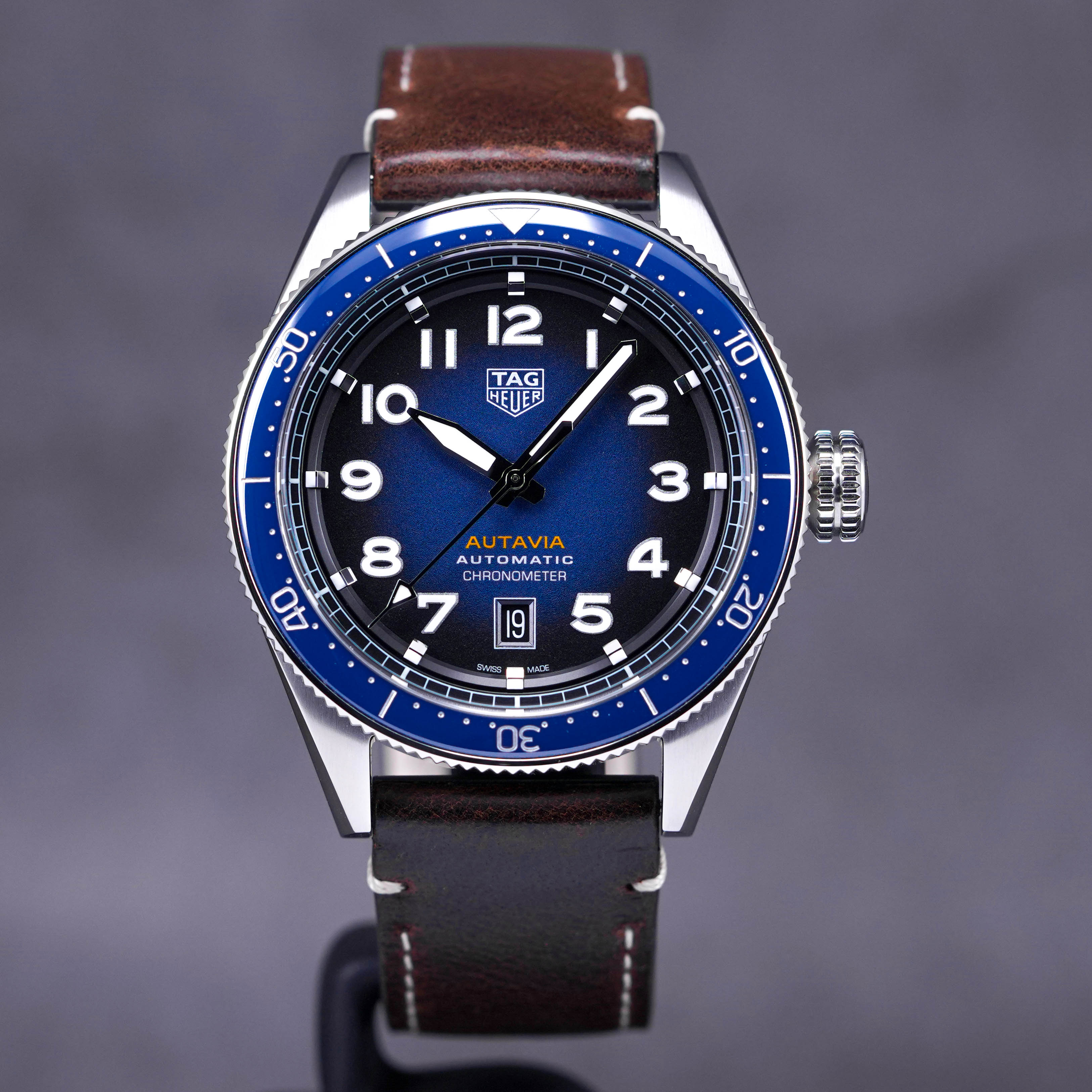 AUTOVIA CALIBRE 5 42MM BLUE DIAL (2023)