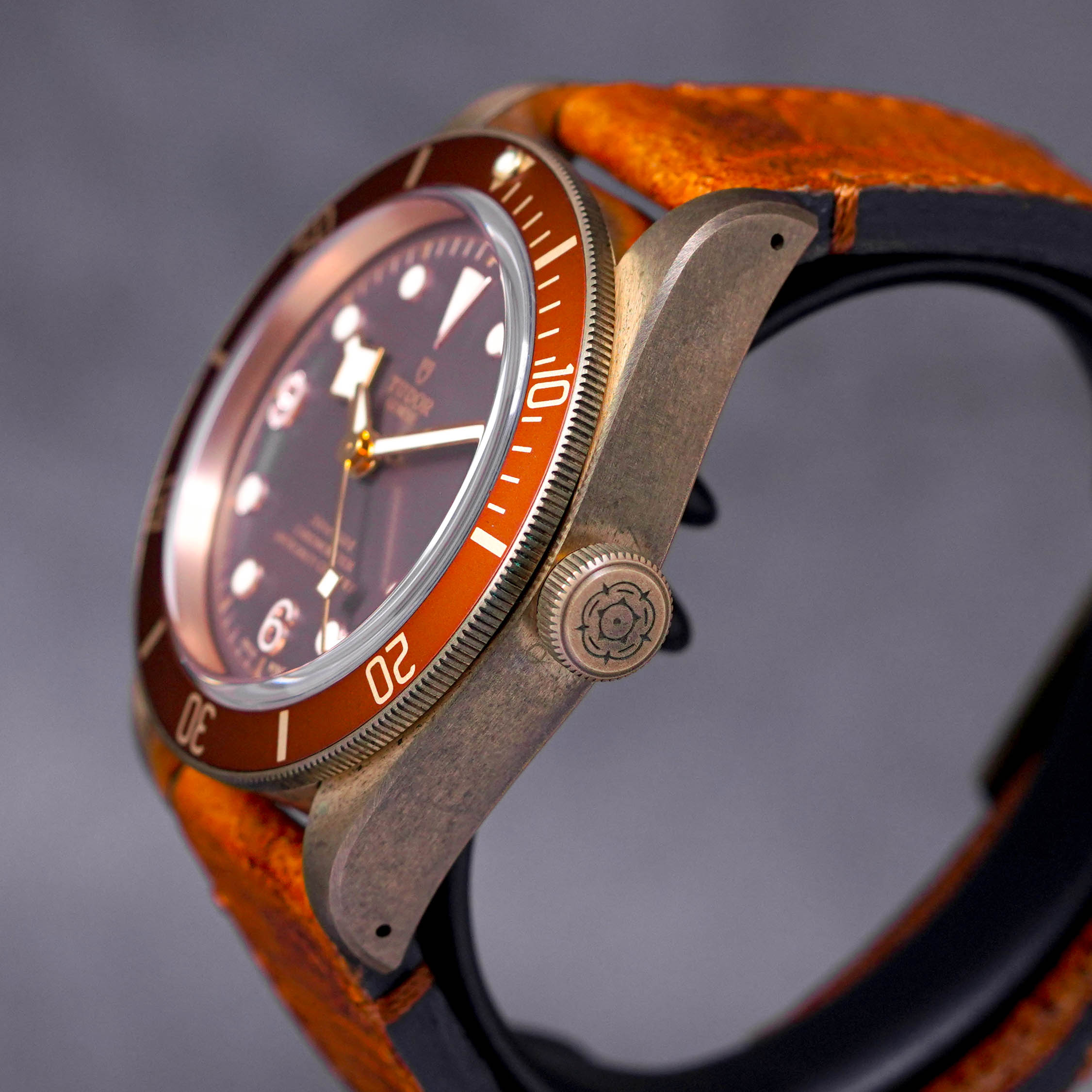 HERITAGE BLACK BAY BRONZE (2019)