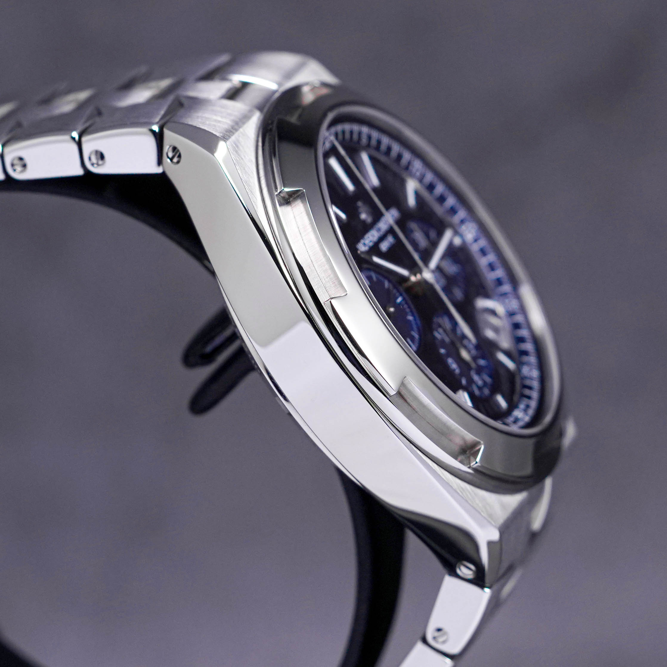 OVERSEAS CHRONOGRAPH BLUE DIAL (2022)