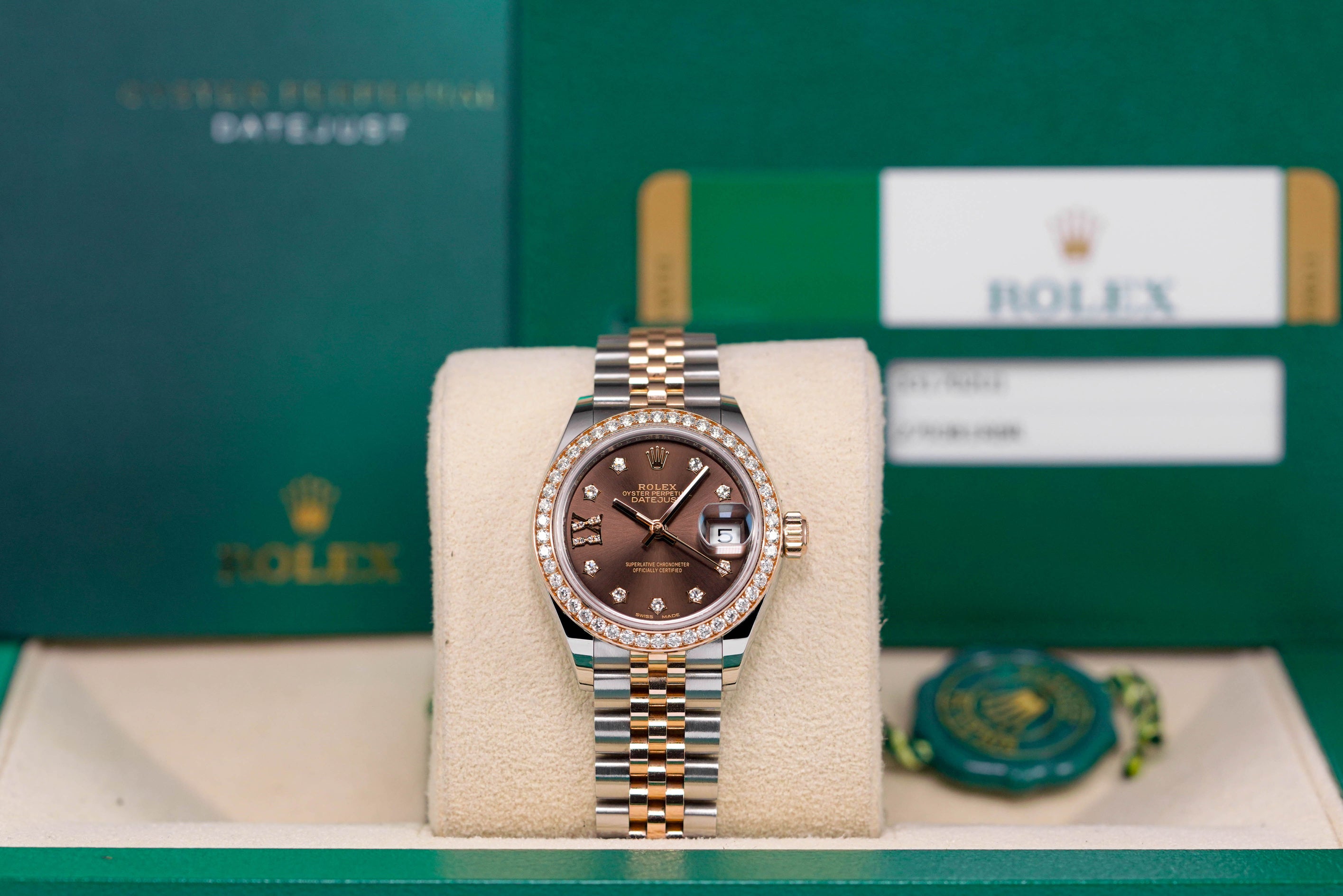 DATEJUST 28MM TWOTONE ROSEGOLD CHOCO DIAMOND RING DIAMOND DIAL (2017)