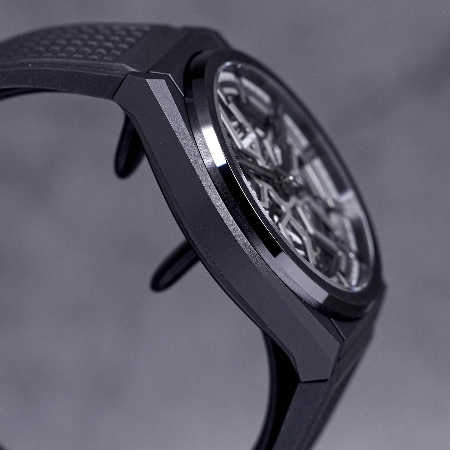 DEFY CLASSIC 41MM CERAMIC SKELETON DIAL (2021)