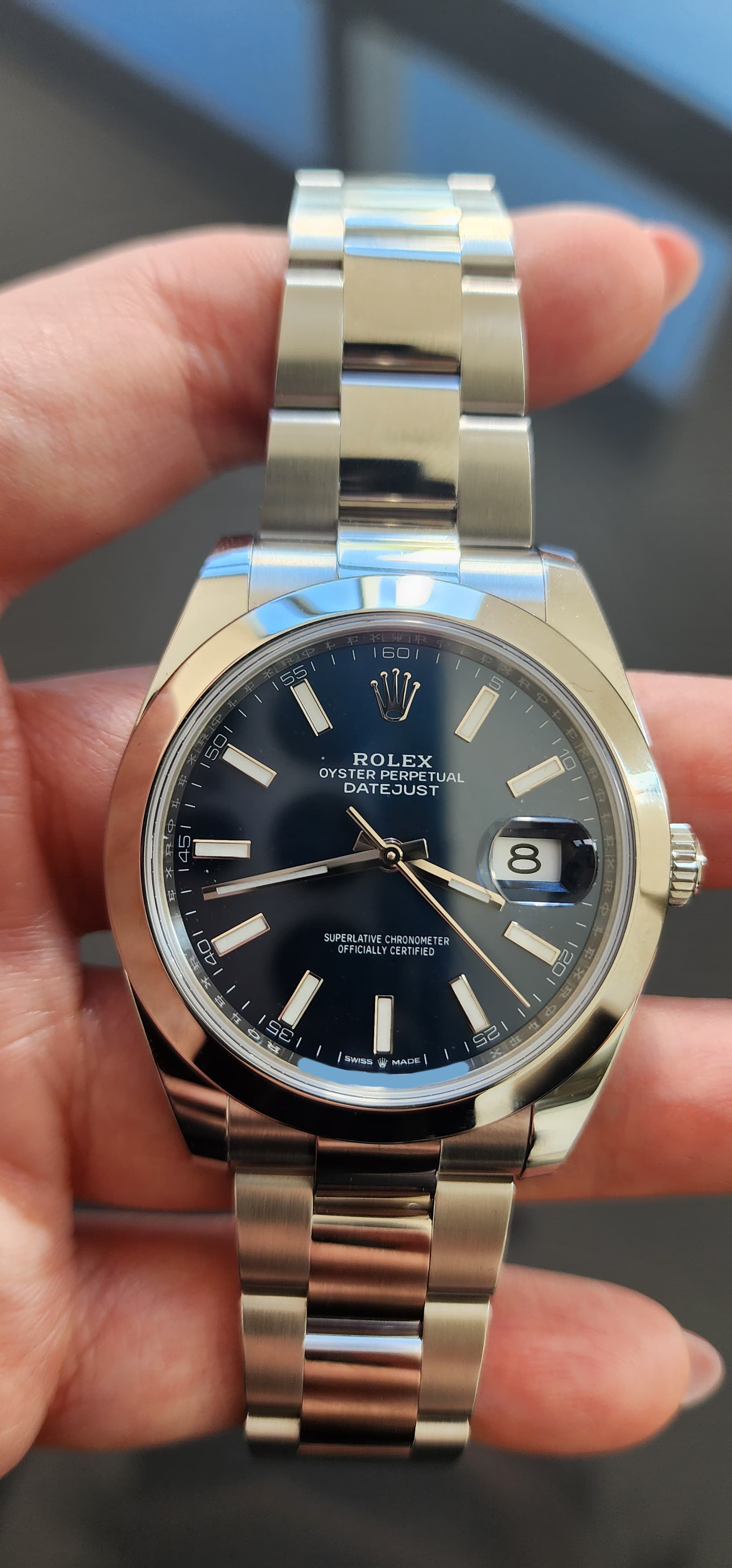 ROLEX DATEJUST 41MM BLUE DIAL DOMED BEZEL OYSTER (2023) IDWX