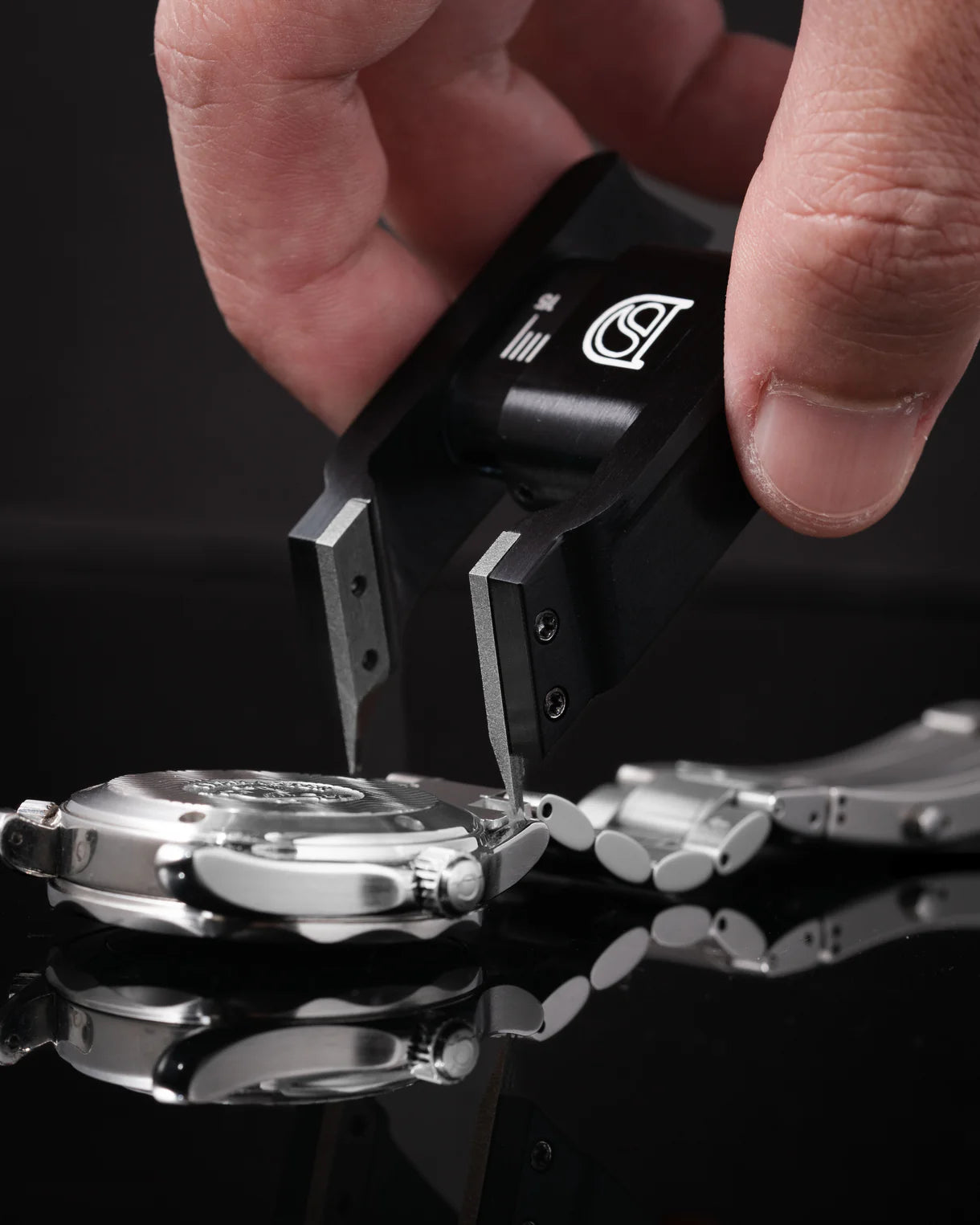 BRACELET REMOVAL TOOL