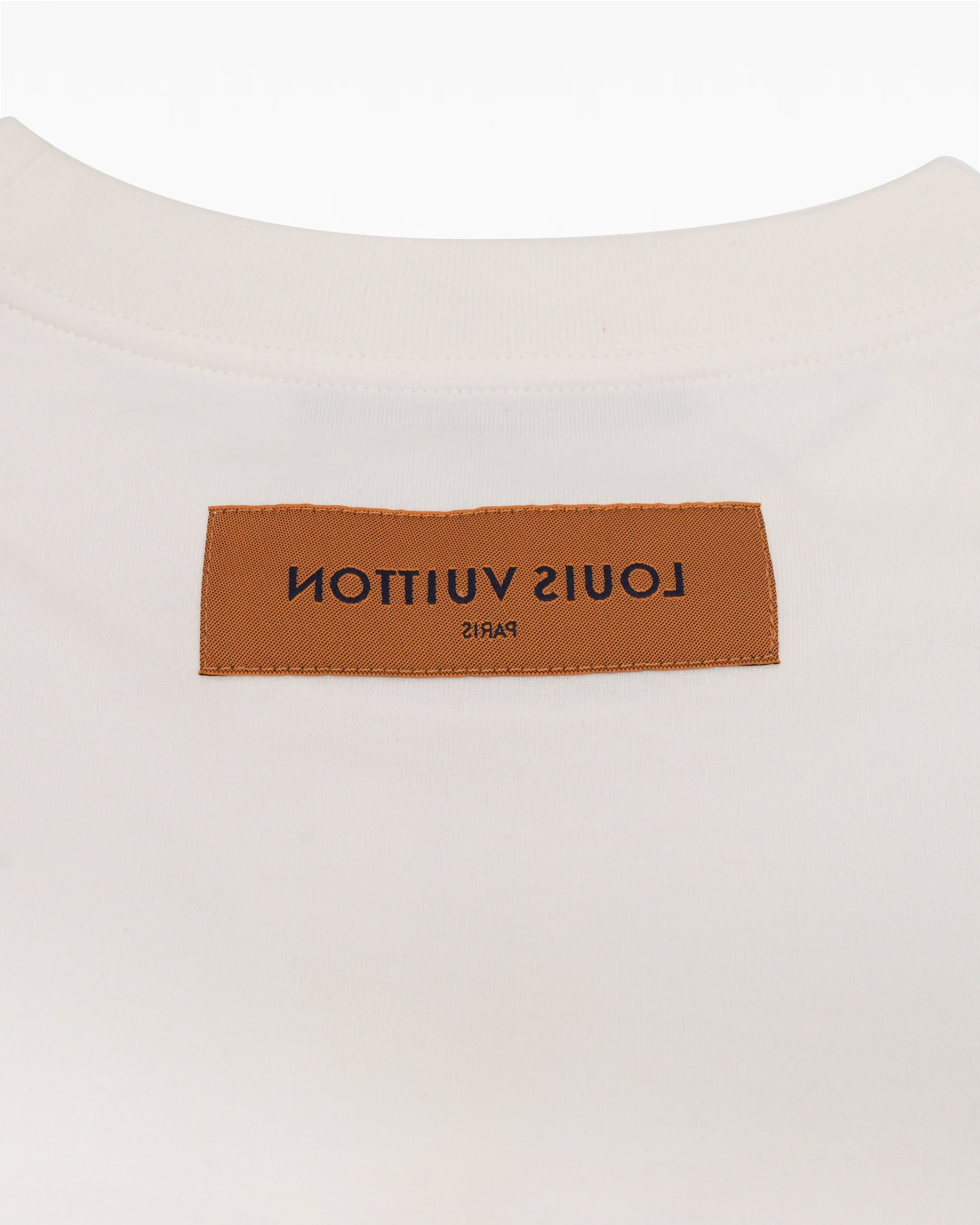 EMBOSSED LOGO WHITE T-SHIRT 23SS SIZE M