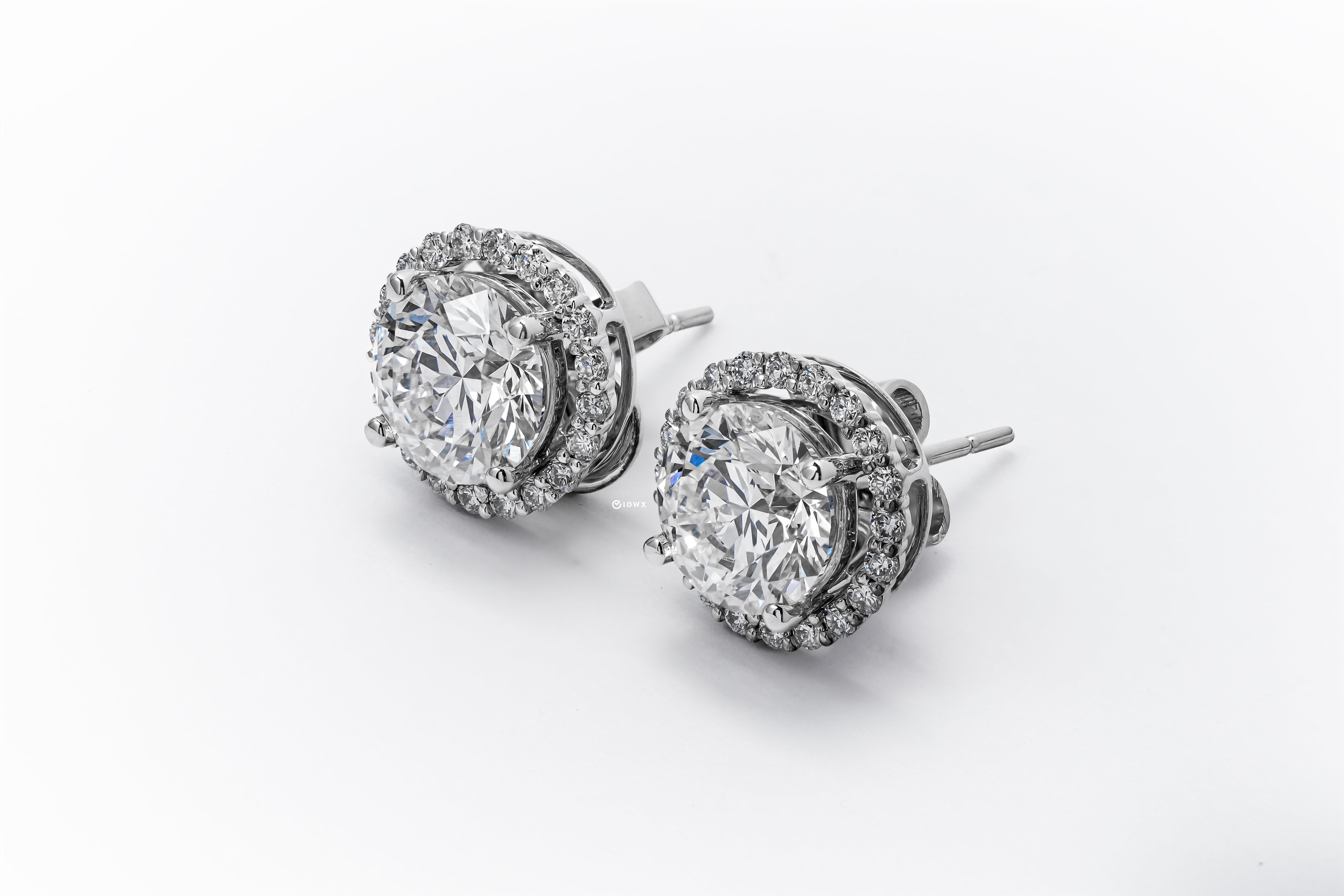 2.5CT ROUND BRILLIANT HALO STUD EARRINGS