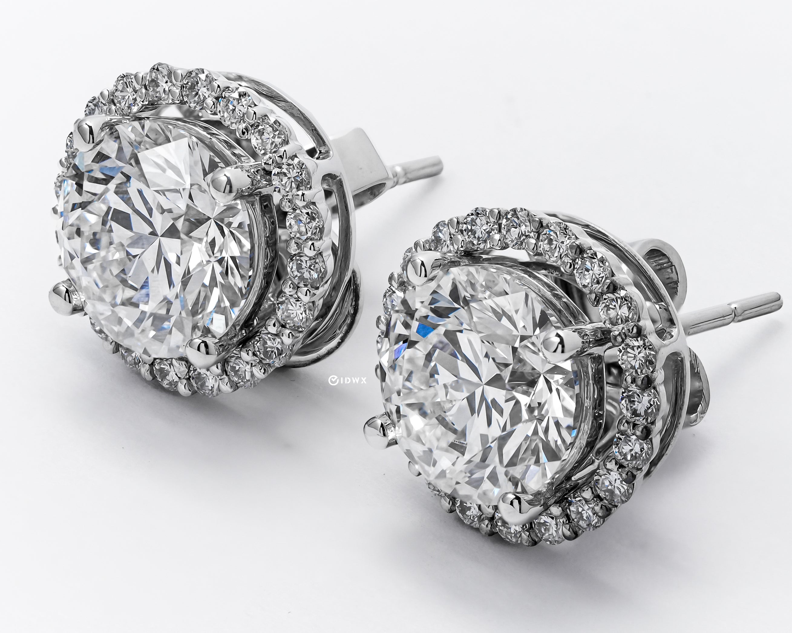 2.5CT ROUND BRILLIANT HALO STUD EARRINGS