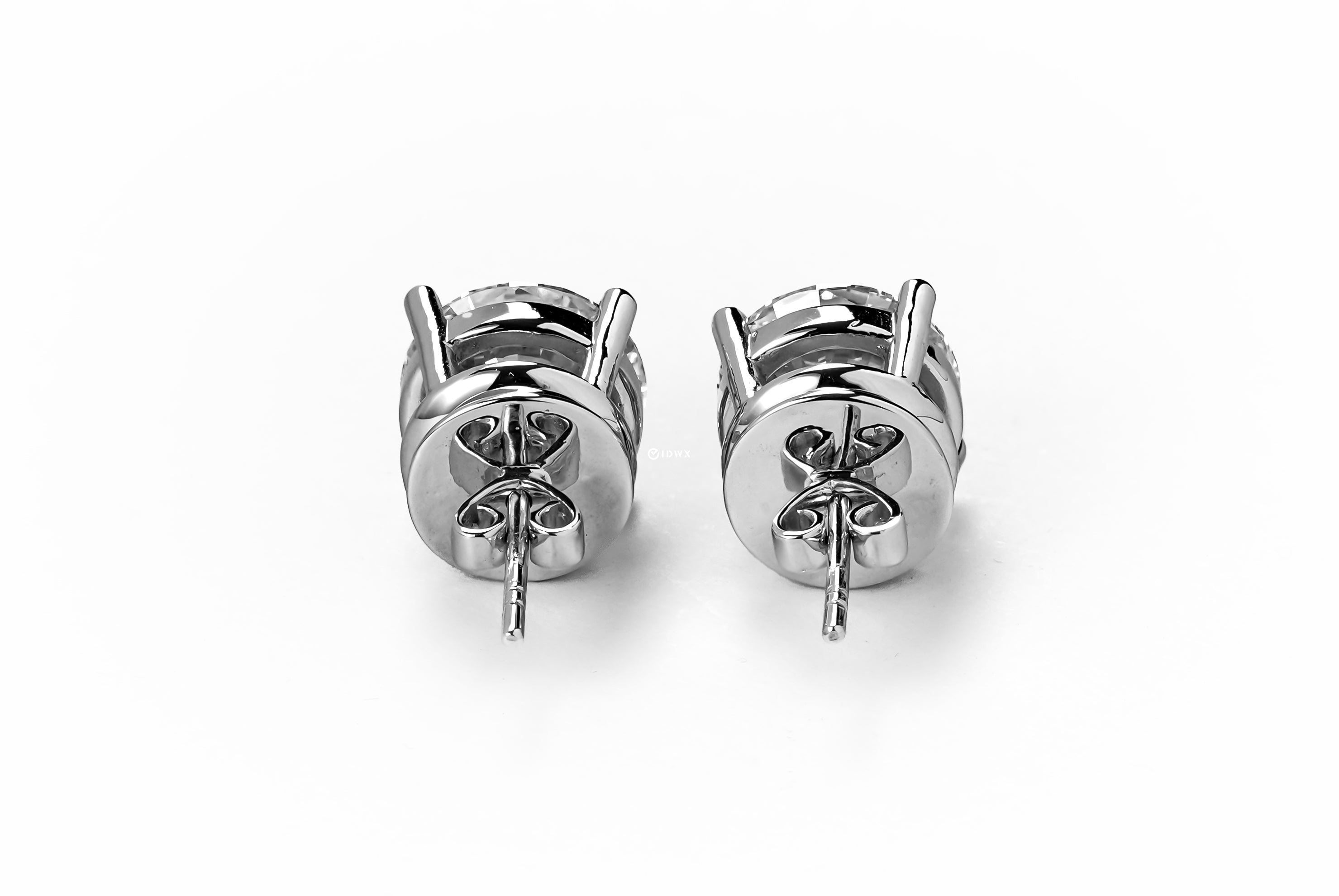 3CT ROUND BRILLIANT STUD EARRINGS