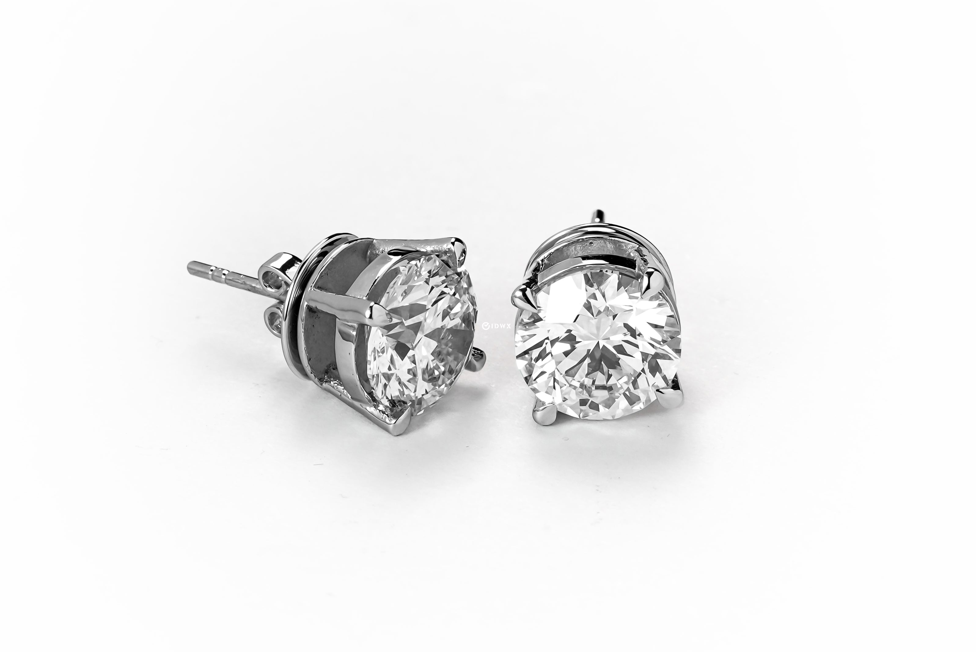 3CT ROUND BRILLIANT STUD EARRINGS